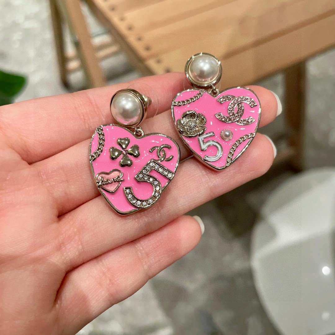  专柜同款 香奈儿✨不对称珍珠双C耳环