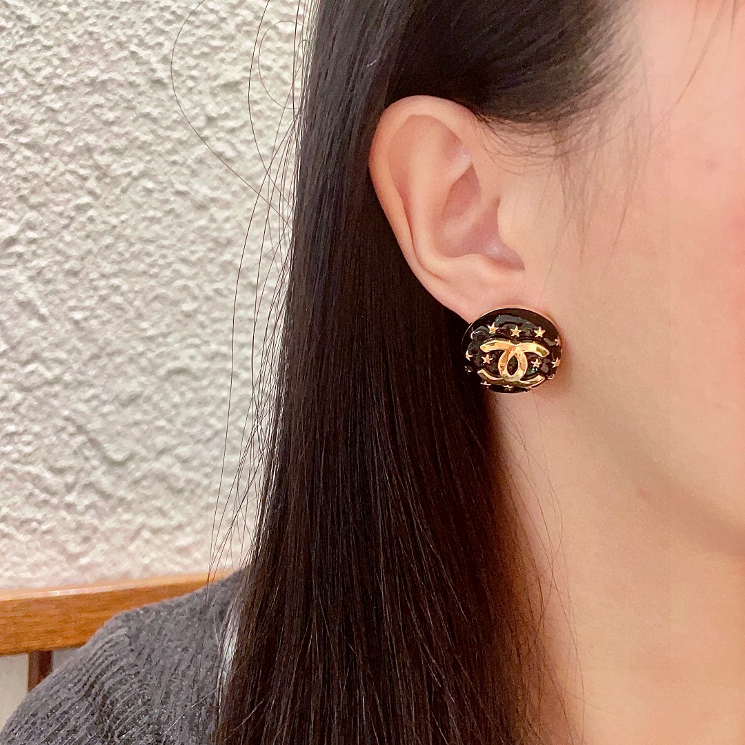  香奈儿✨星星双C耳钉