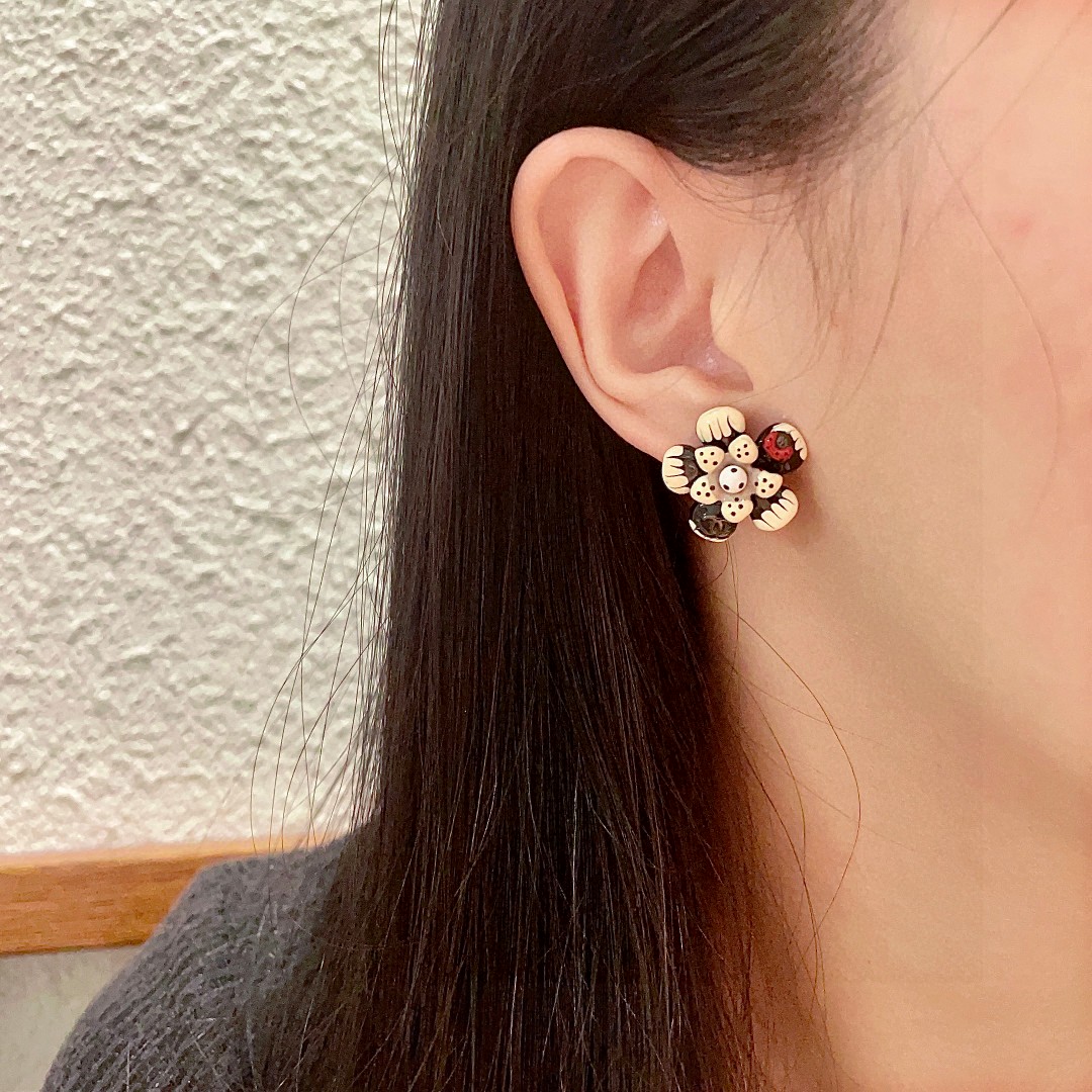  香奈儿✨双C瓢虫🐞耳钉