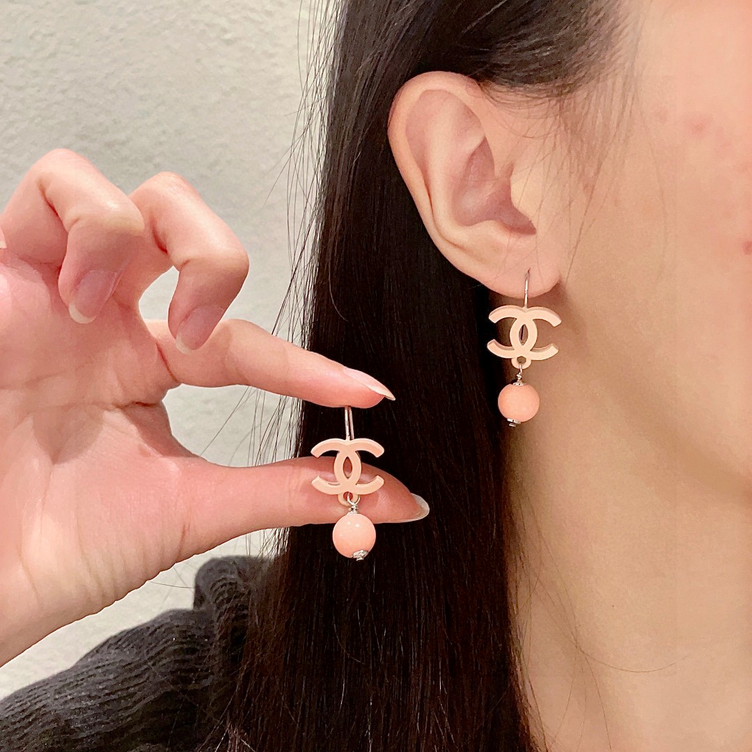  香奈儿✨双C耳环 三色齐