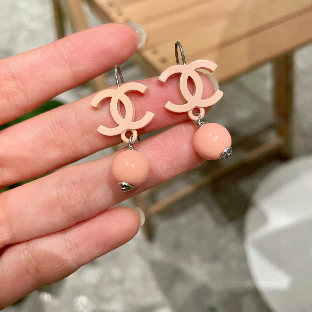  香奈儿✨双C耳环 三色齐