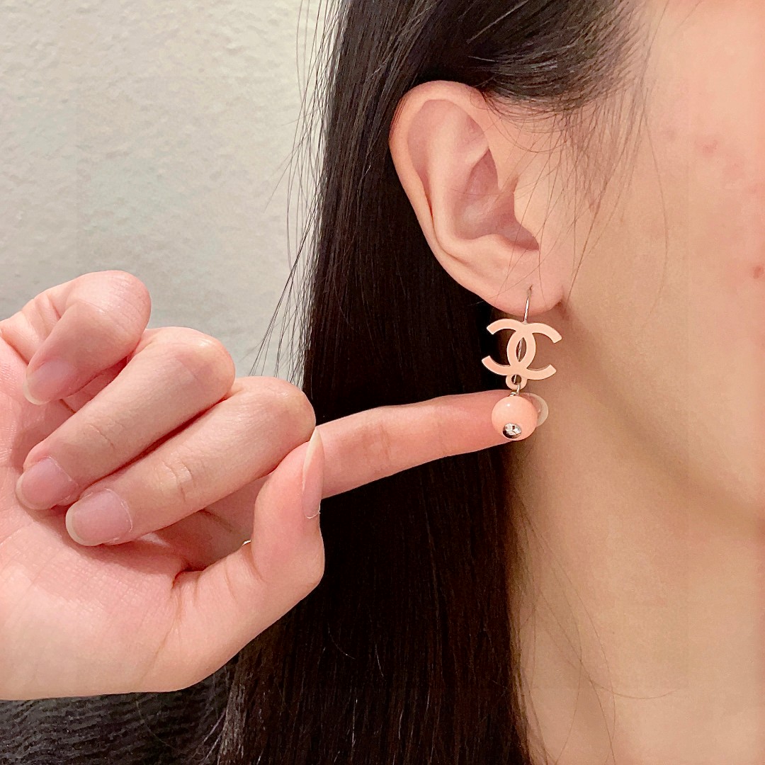  香奈儿✨双C耳环 三色齐