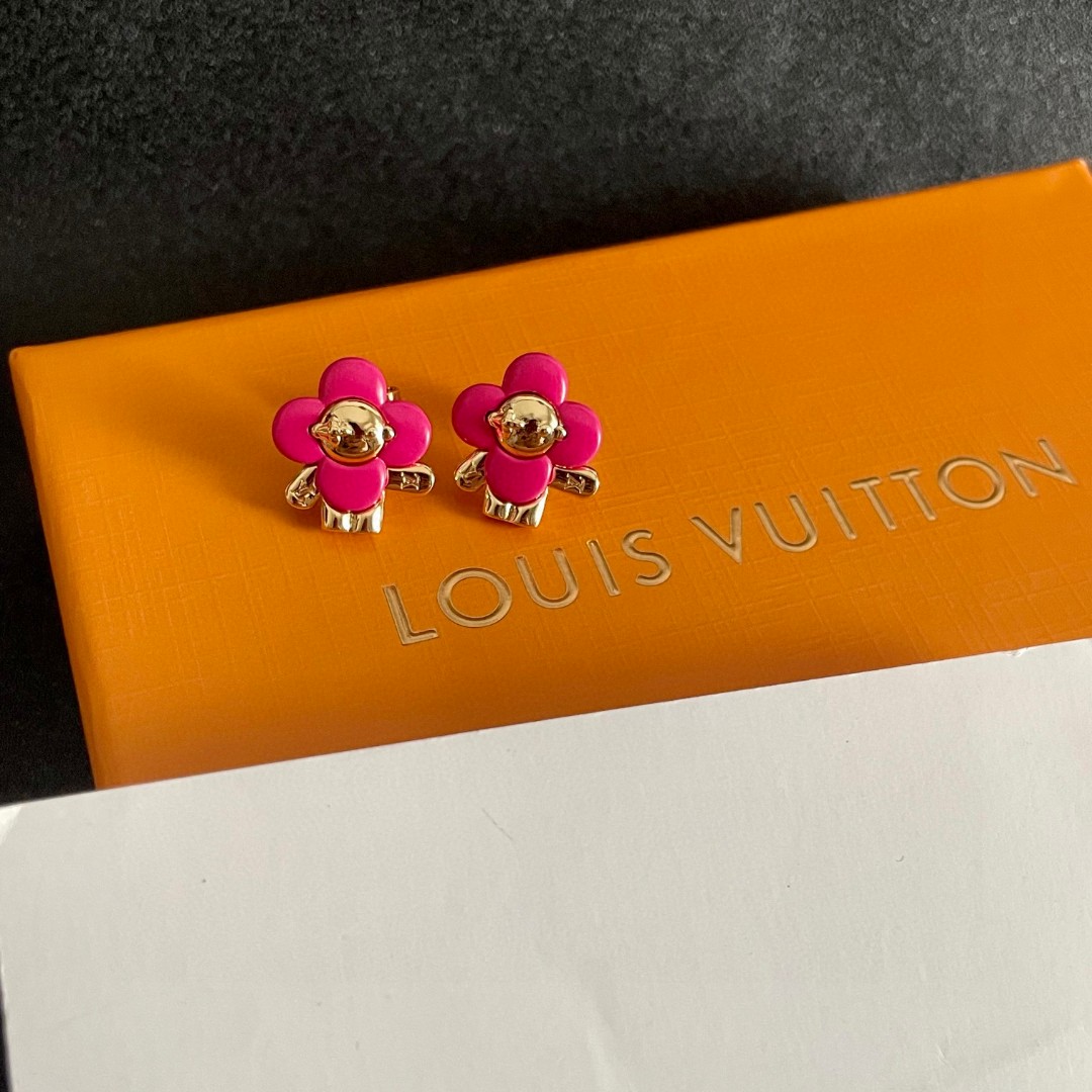  LV✨经典老花耳钉