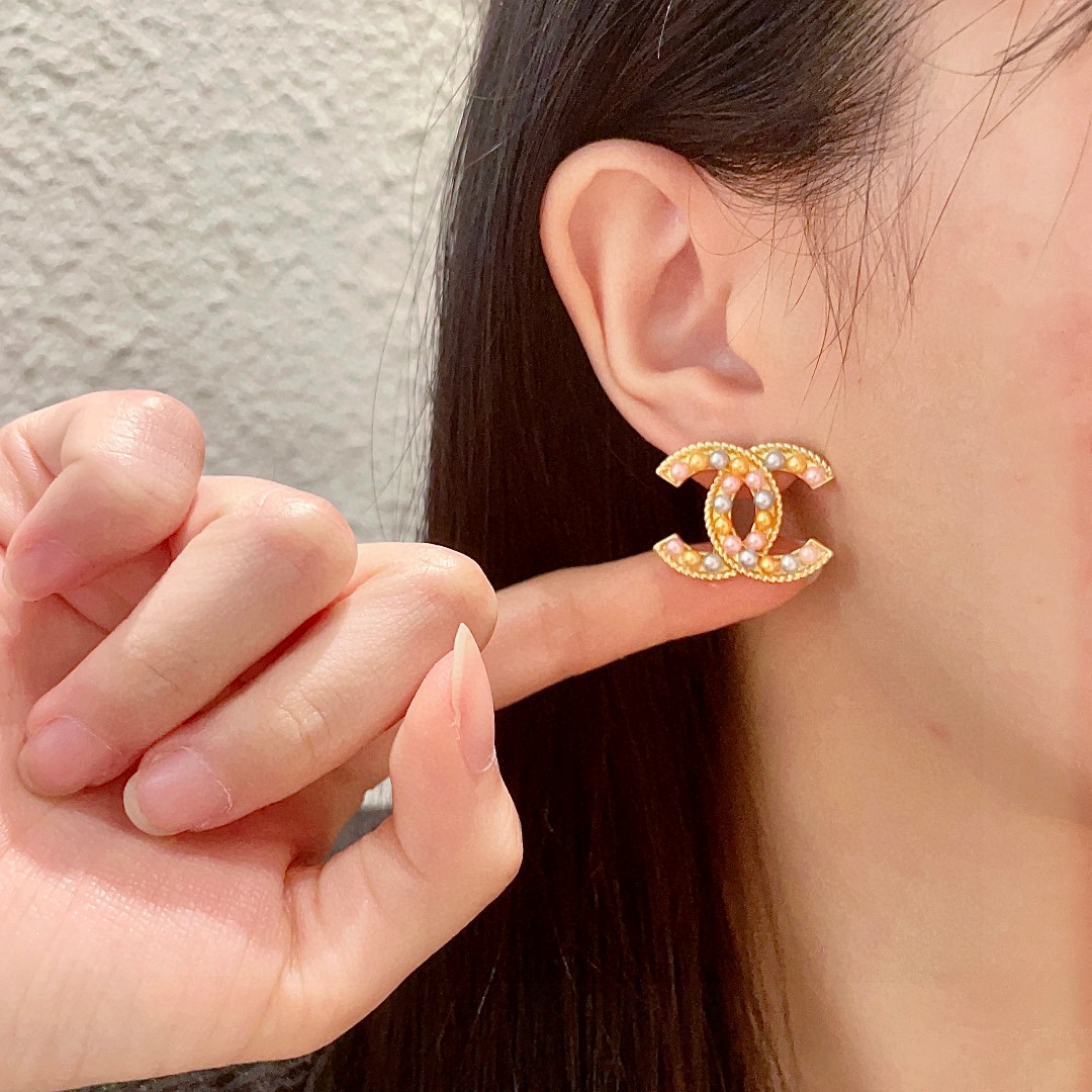  香奈儿✨经典双C耳钉