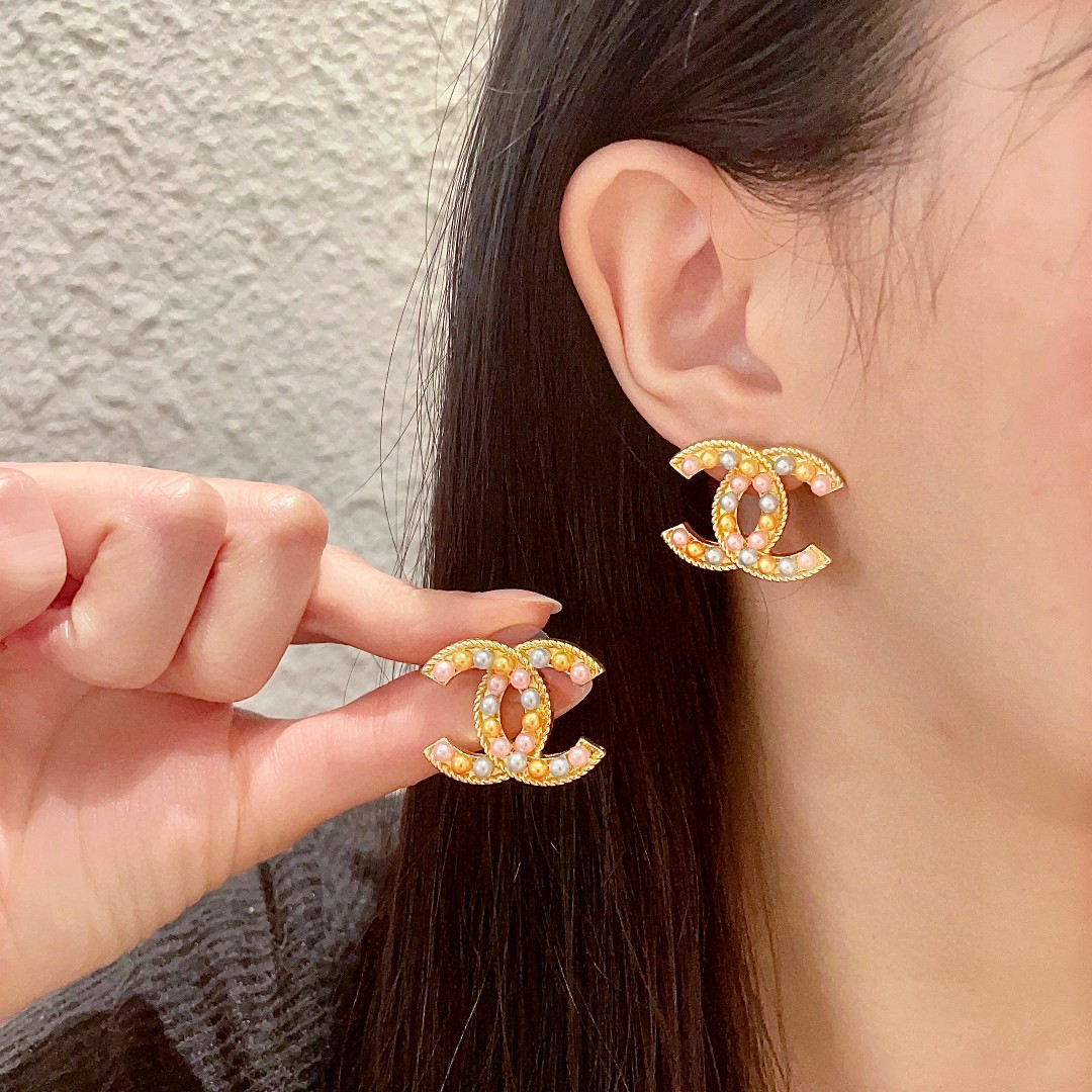  香奈儿✨经典双C耳钉