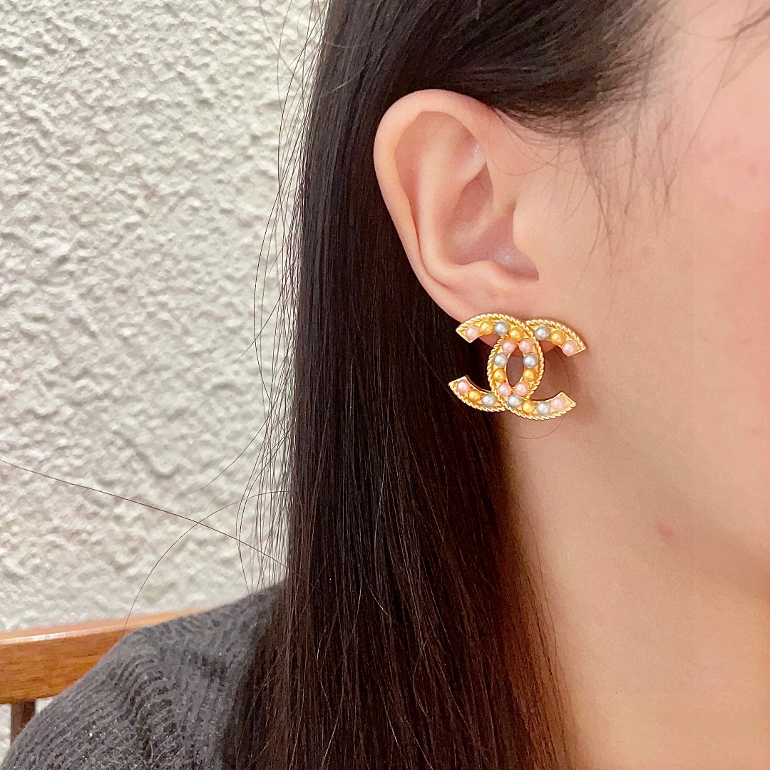  香奈儿✨经典双C耳钉