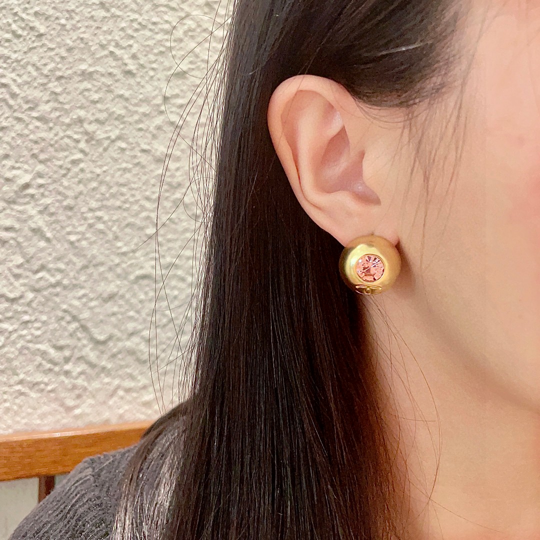  香奈儿✨经典双C耳钉