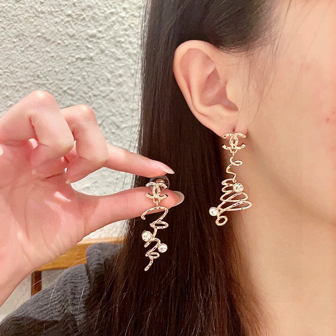  专柜同款 香奈儿字母双C耳环