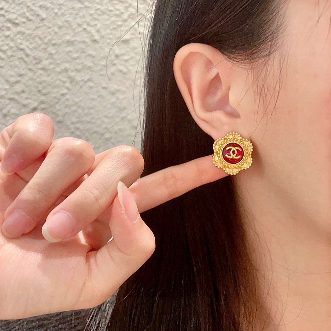  香奈儿✨经典双C耳钉