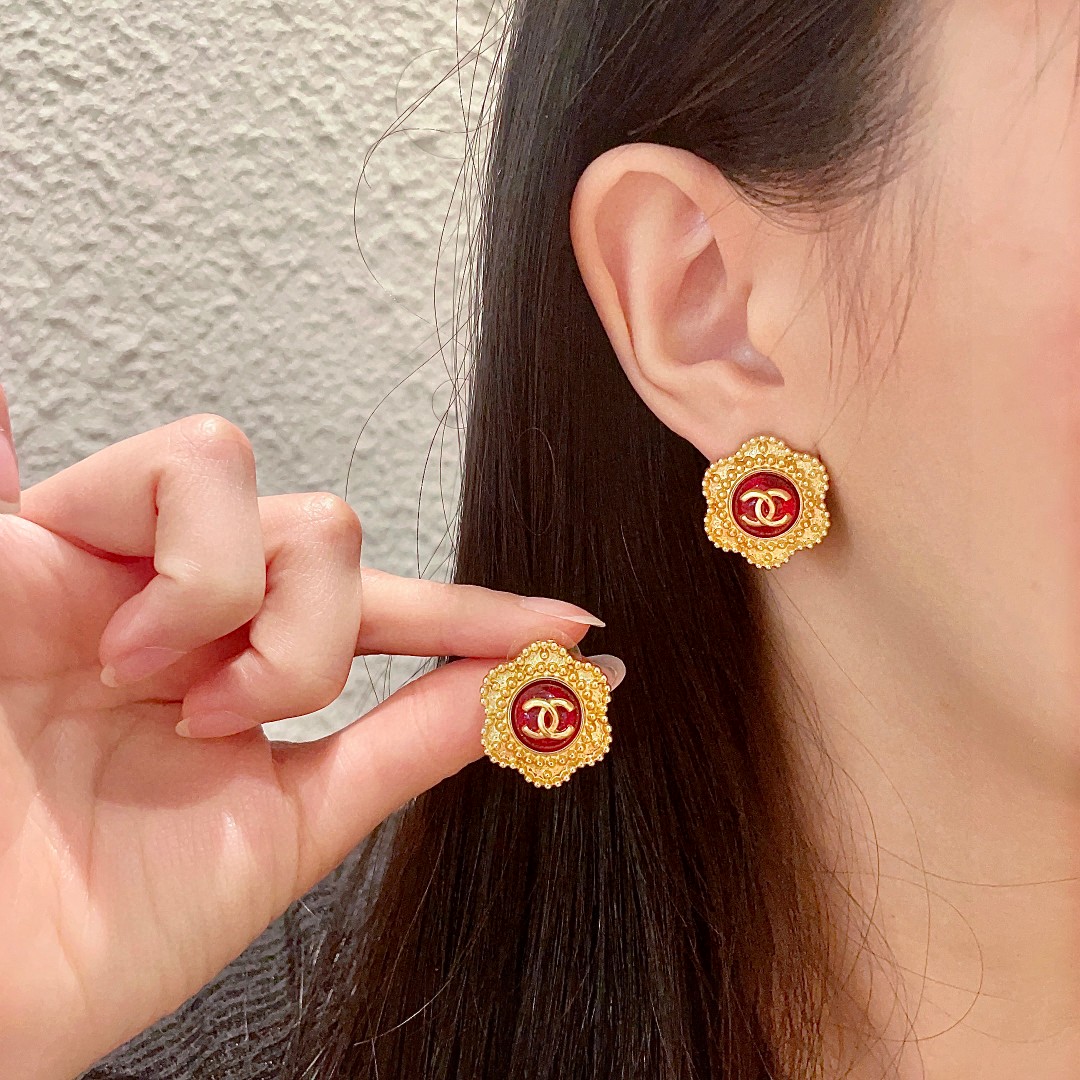  香奈儿✨经典双C耳钉
