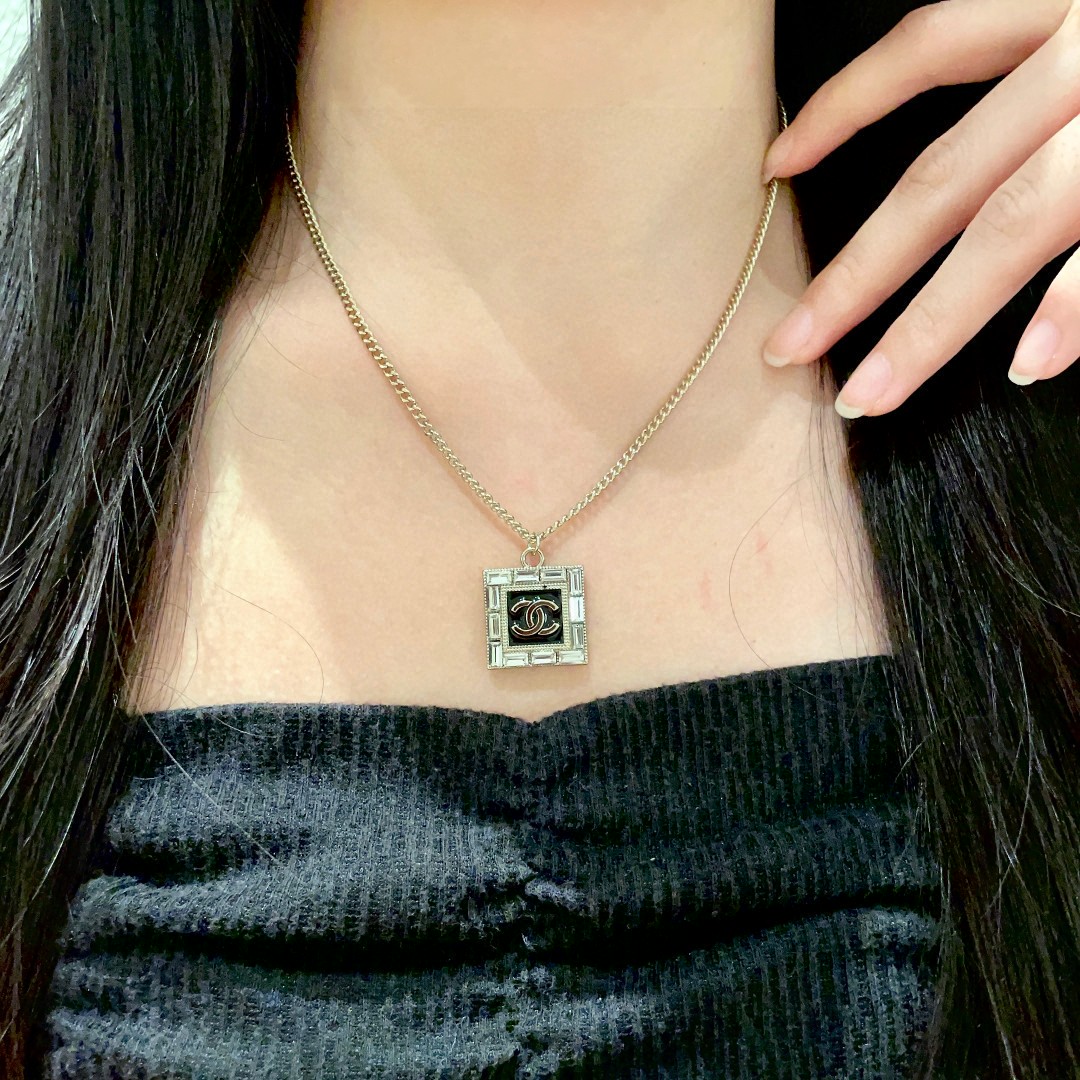  香奈儿✨经典双C项链