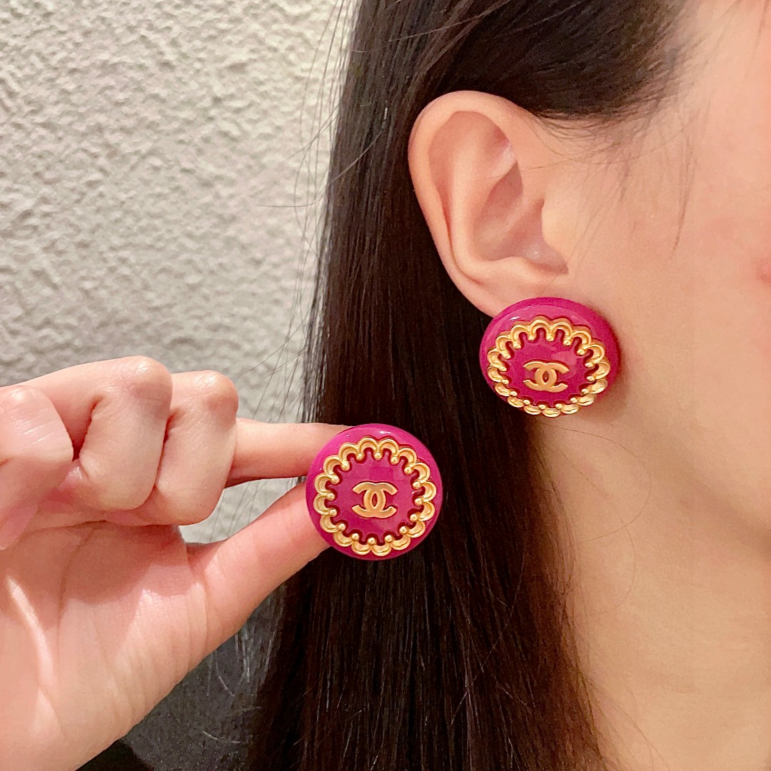  香奈儿✨经典双C耳钉 三色齐