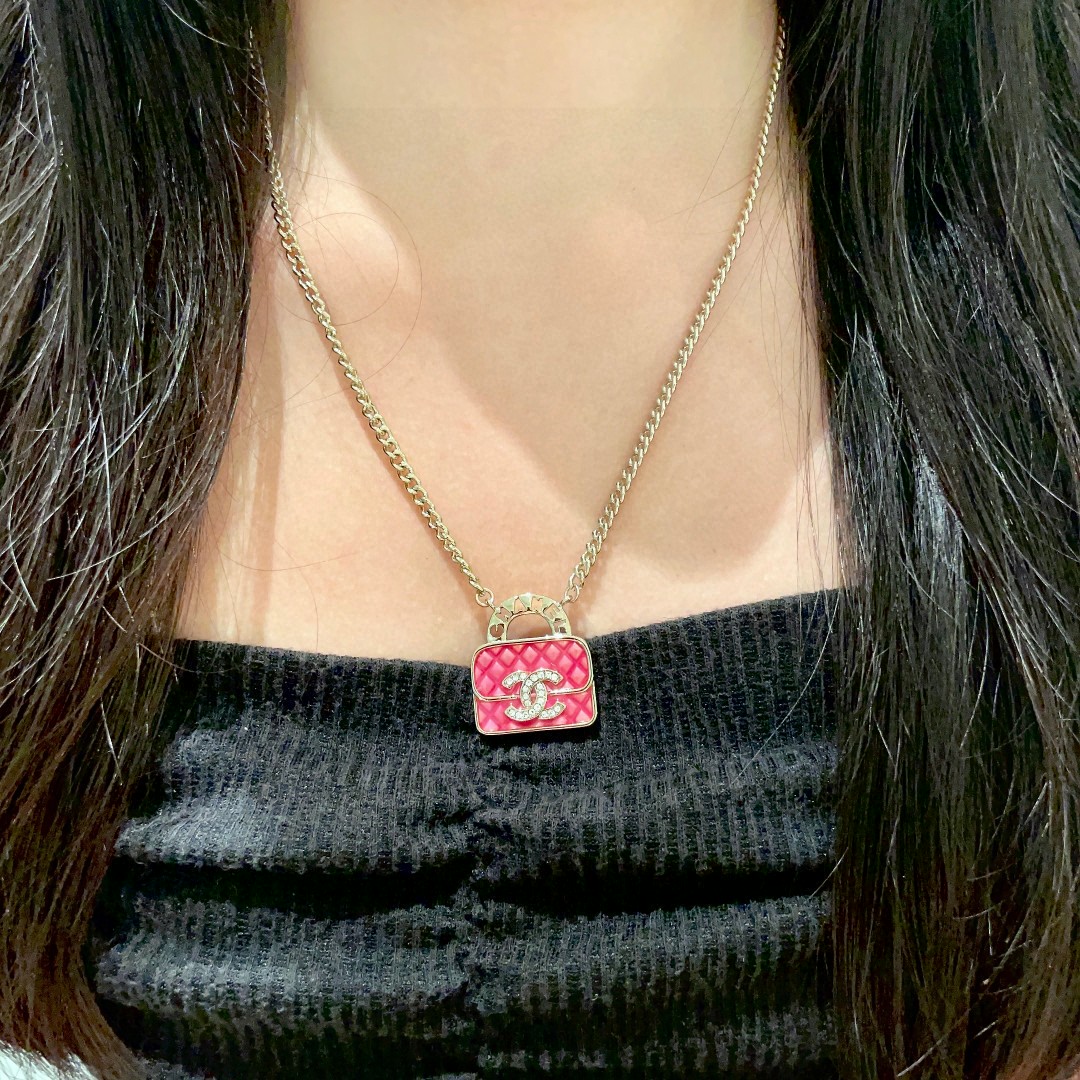 香奈儿✨手提包双C字母项链