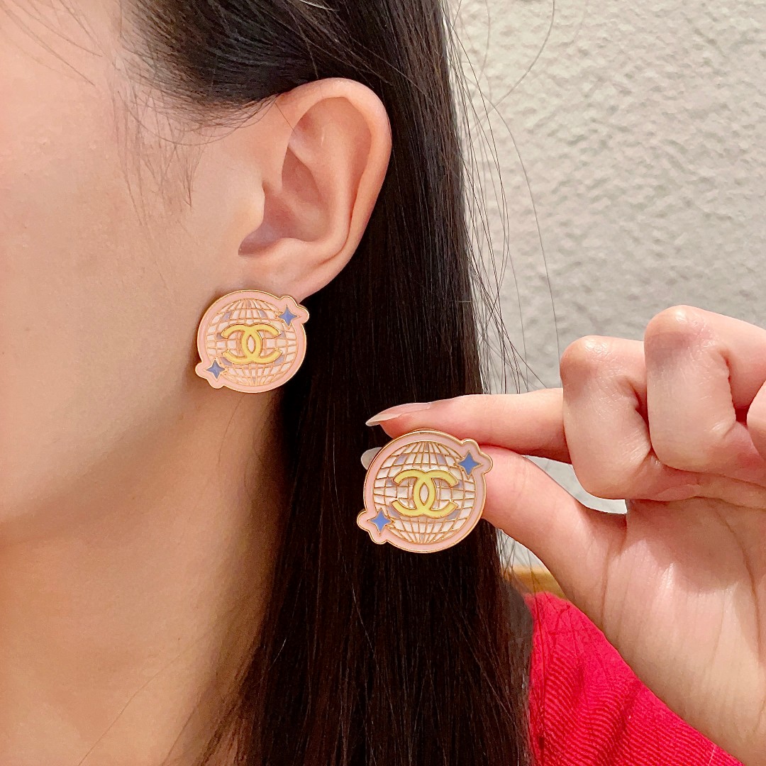  香奈儿✨经典双C耳钉