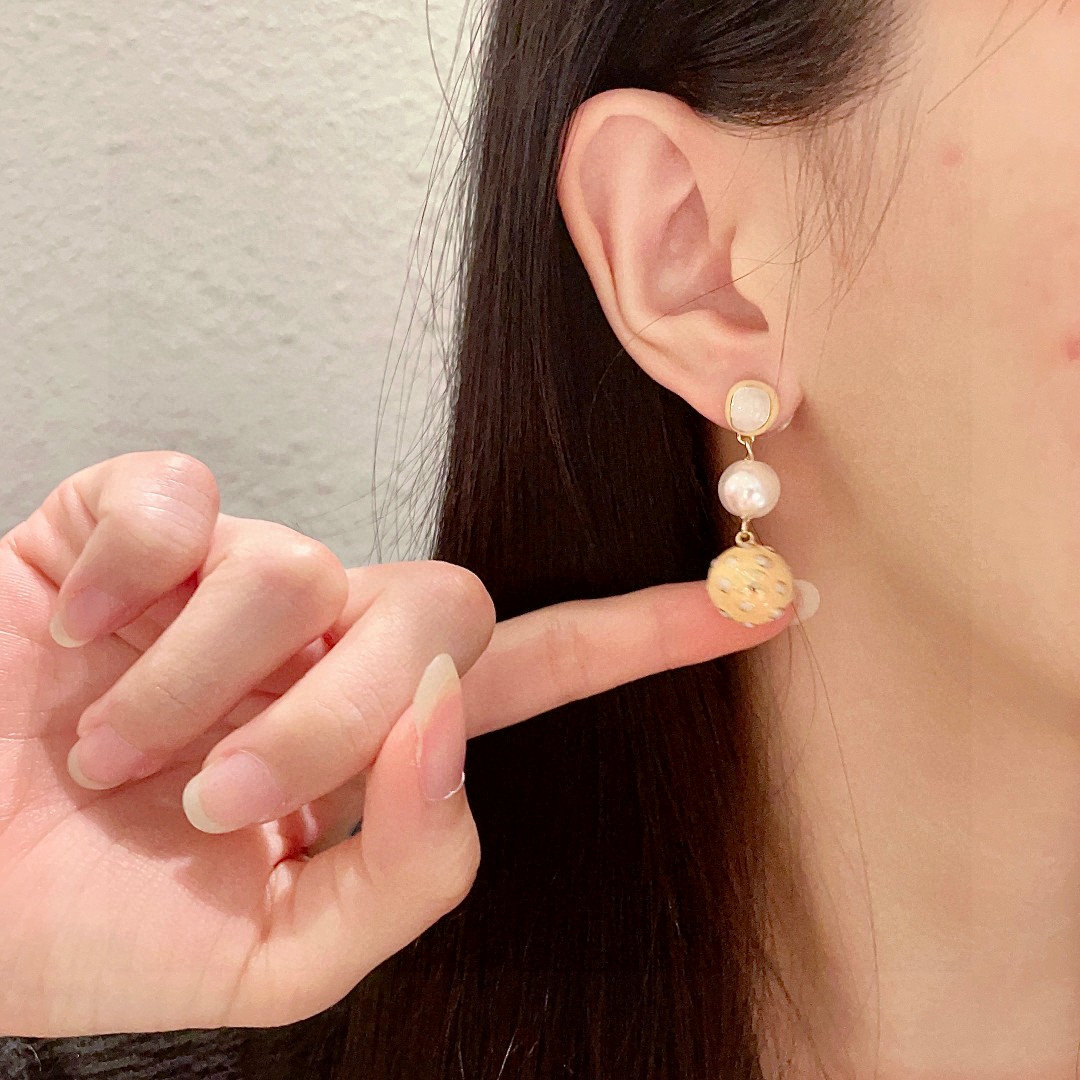  香奈儿✨珍珠双C耳环