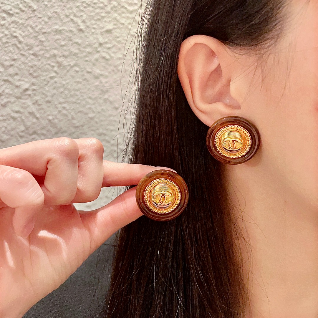  香奈儿✨经典双C耳钉
