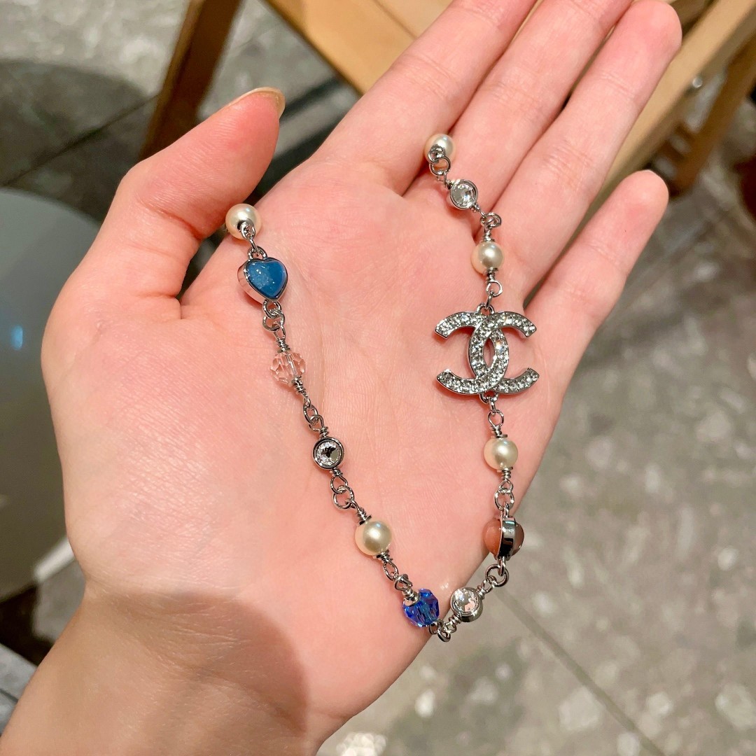  香奈儿✨爱心❤️双C项链