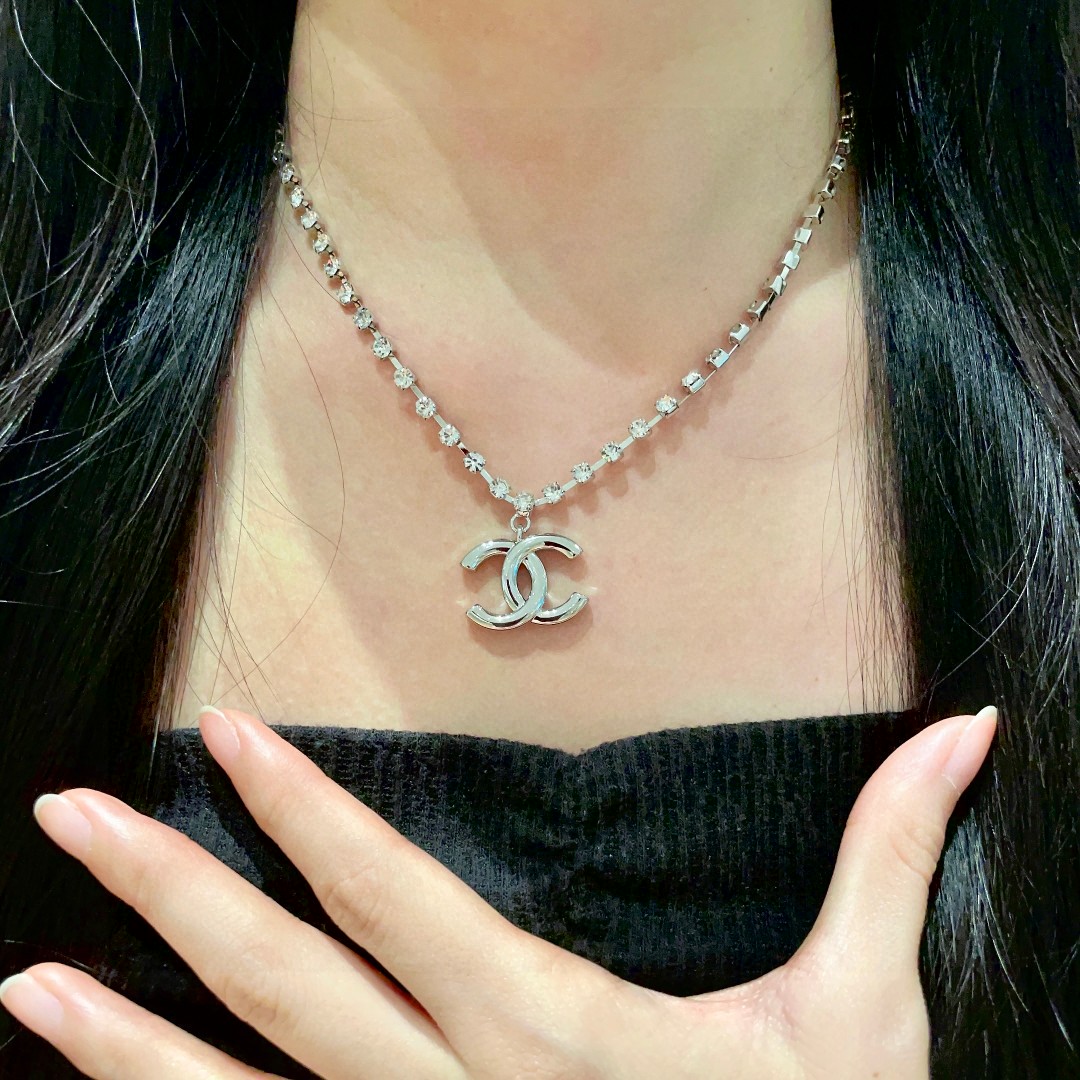  香奈儿✨双C项链
