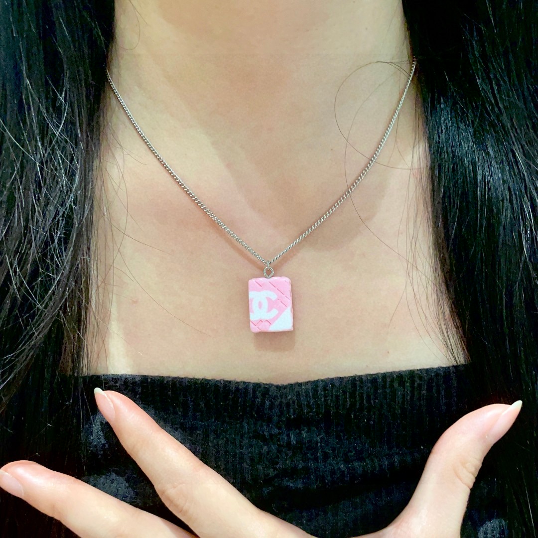  香奈儿✨棱形格双C项链