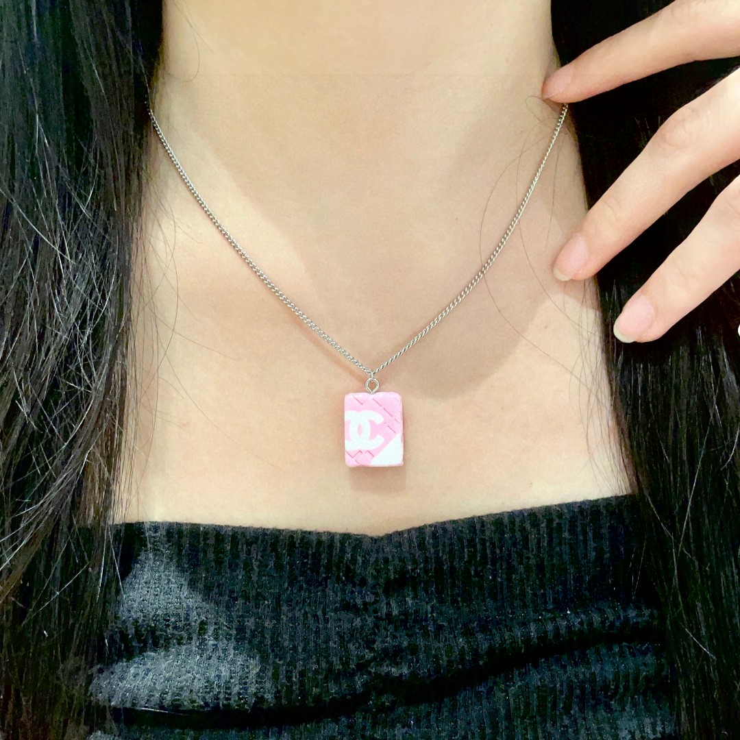 香奈儿✨棱形格双C项链