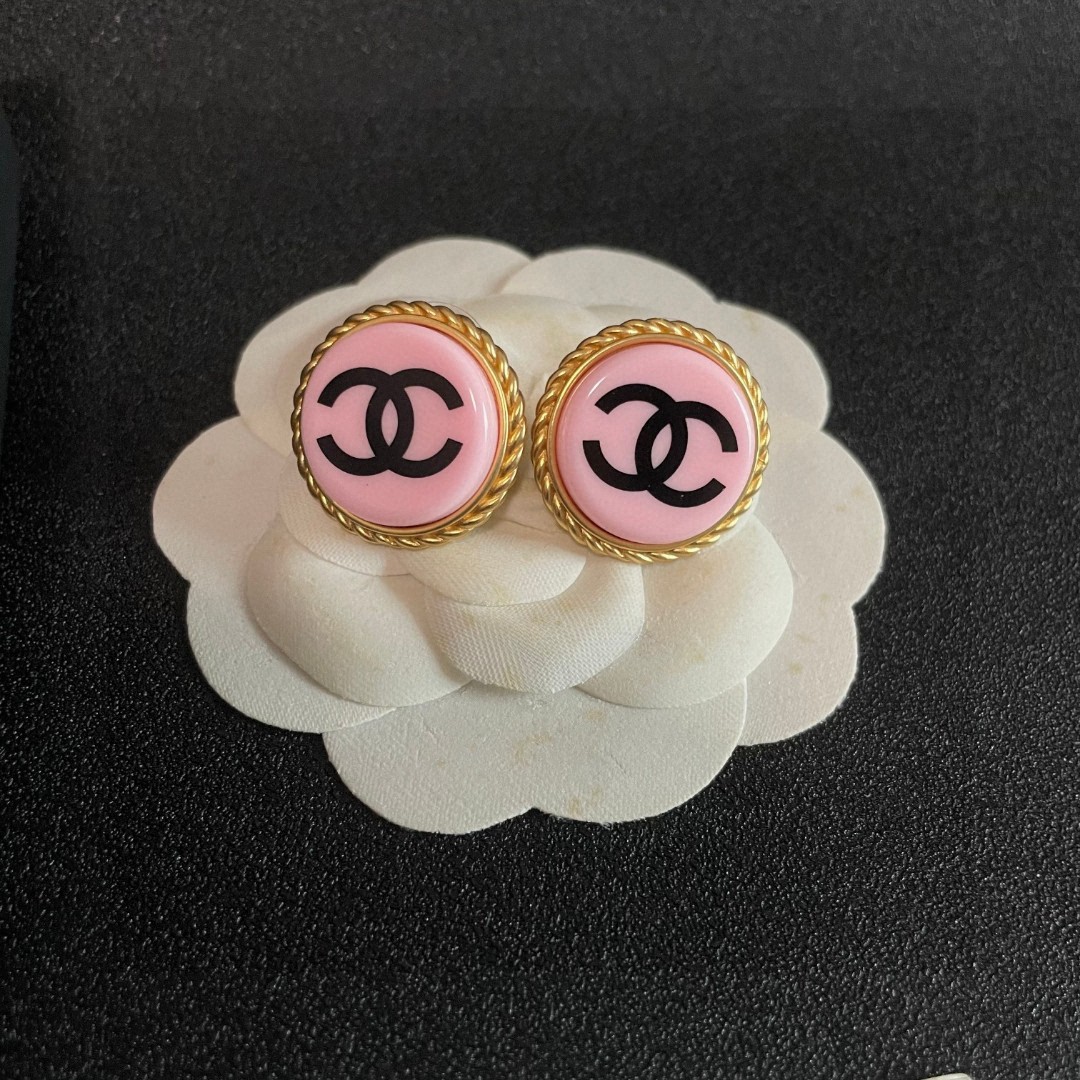  香奈儿✨经典双C耳钉