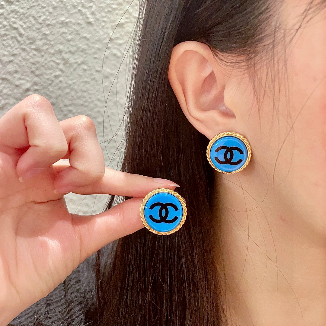  香奈儿✨经典双C耳钉
