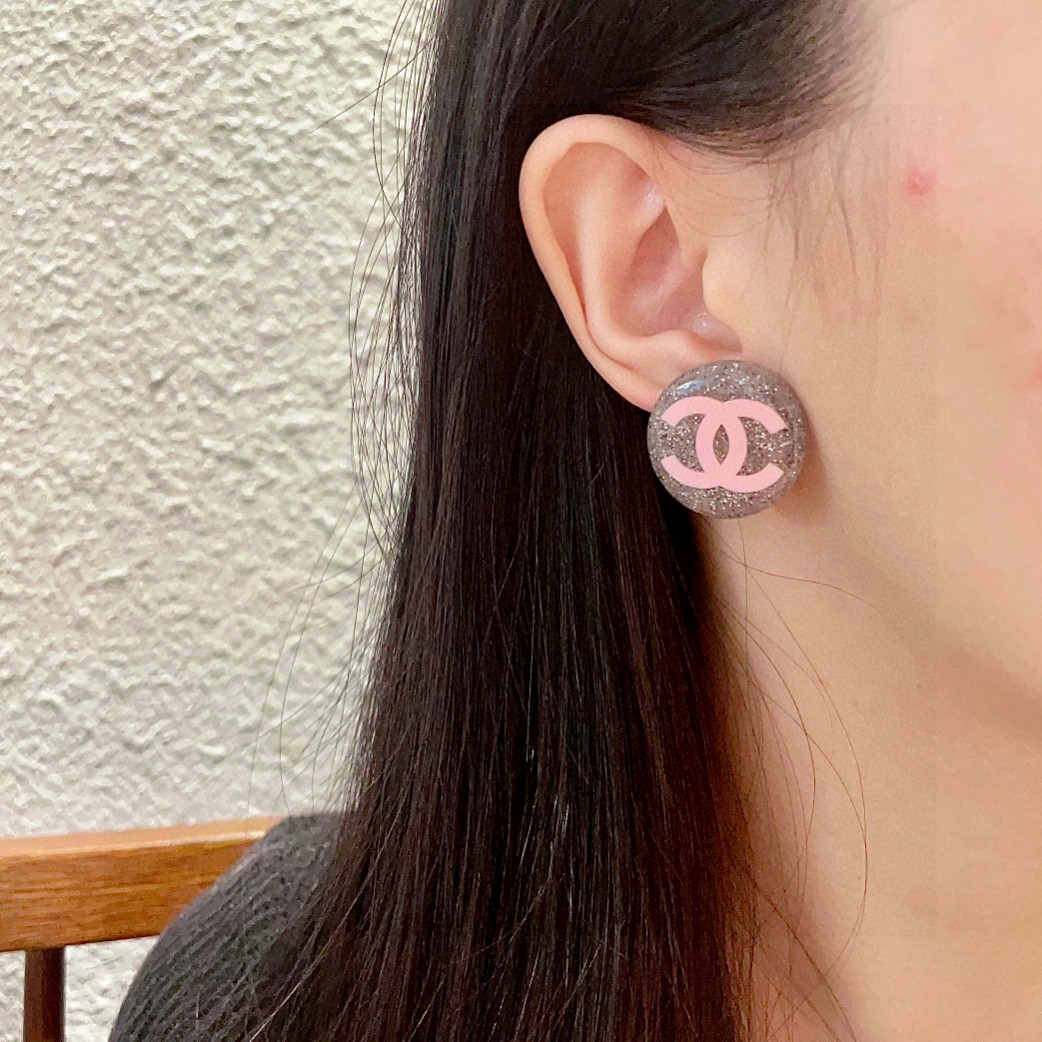  香奈儿✨圆形双C耳钉