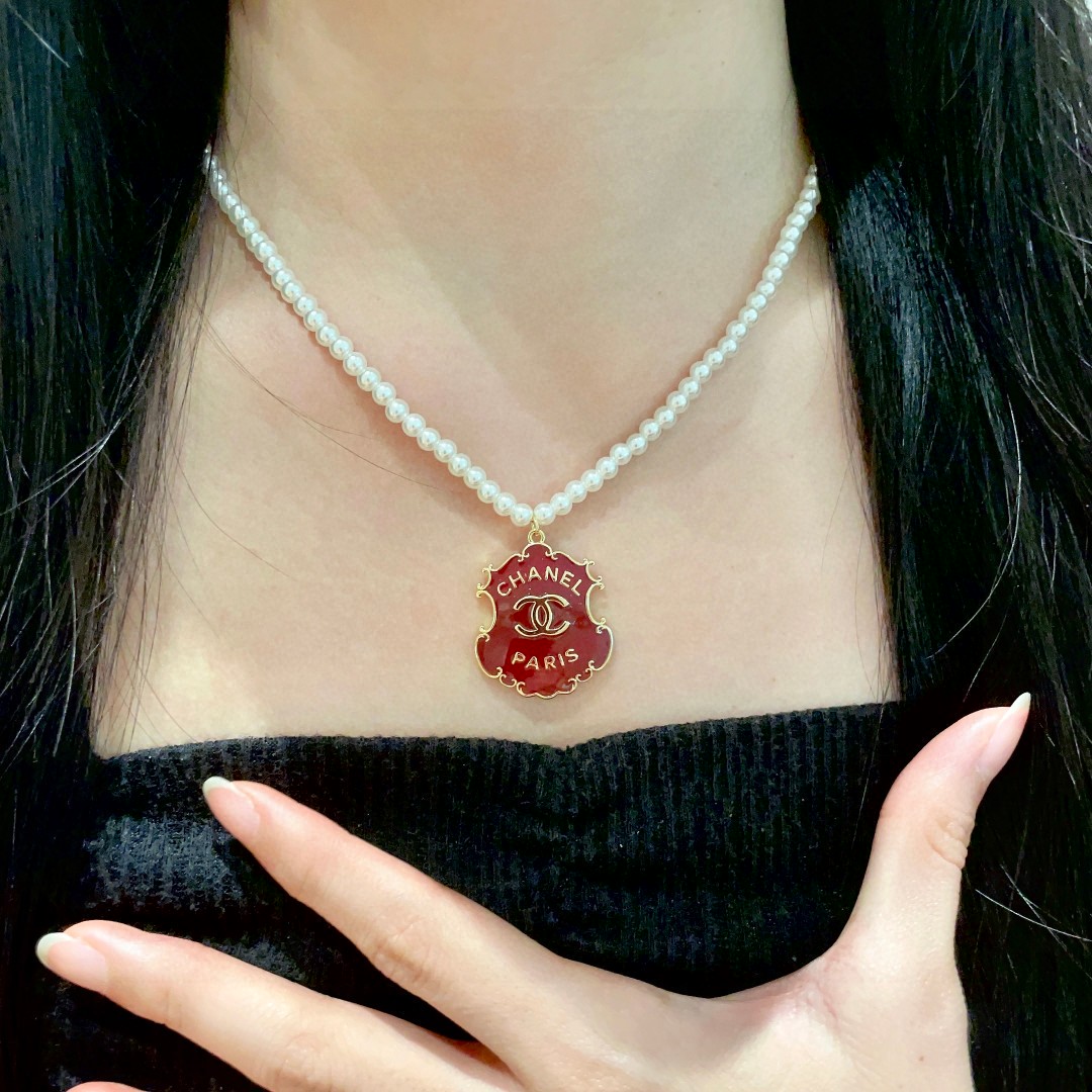  香奈儿✨珍珠双C字母项链
