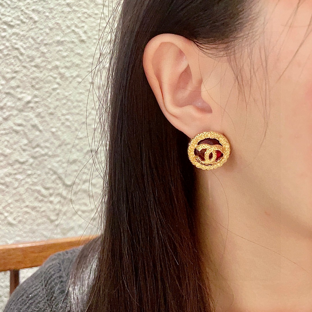  香奈儿✨经典双C耳钉