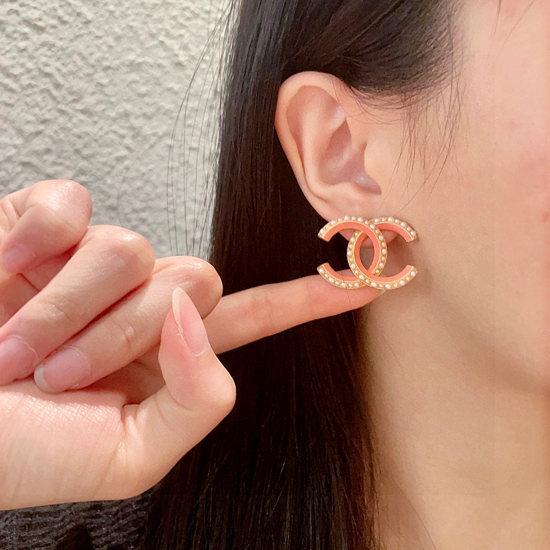  香奈儿✨珍珠经典双C耳钉
