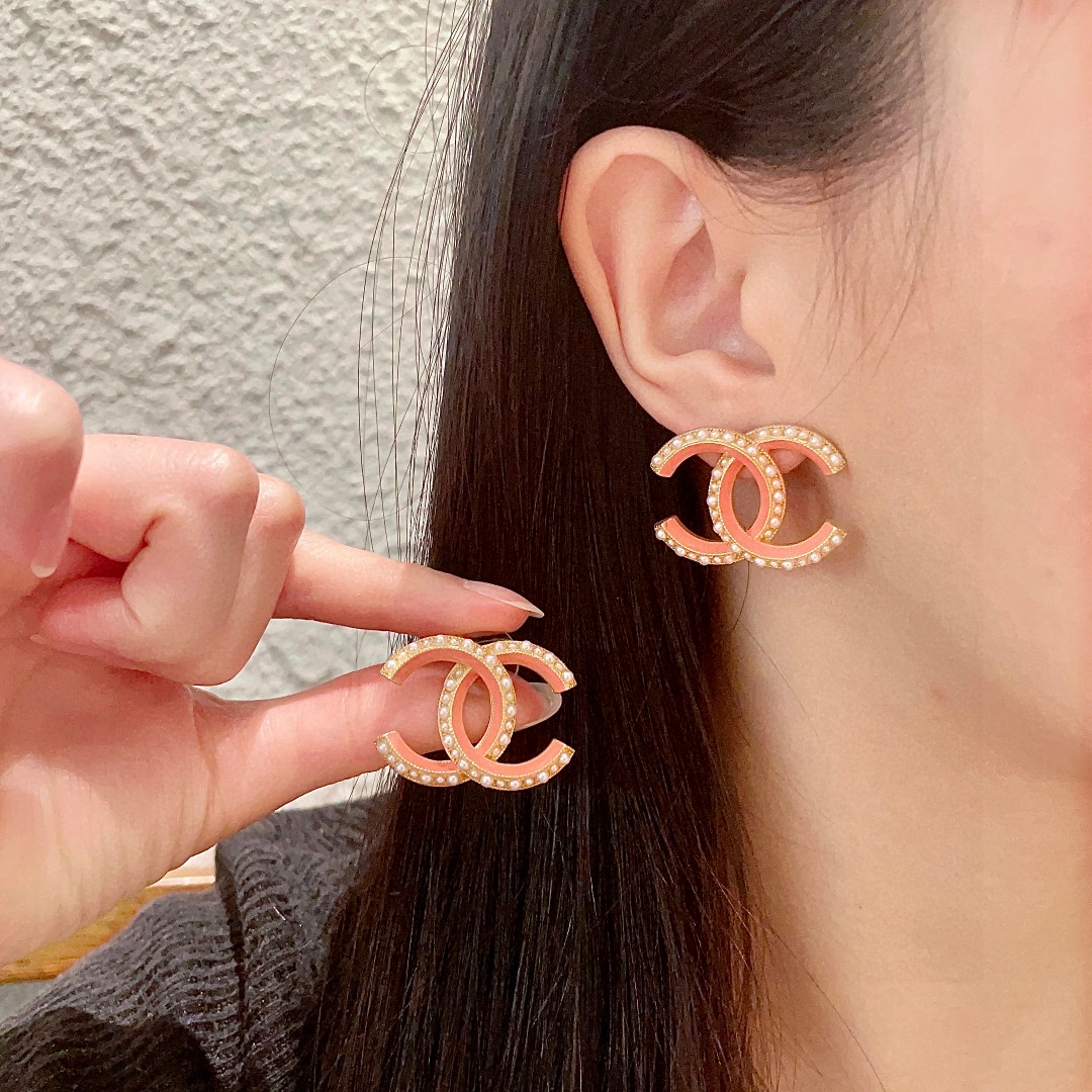  香奈儿✨珍珠经典双C耳钉