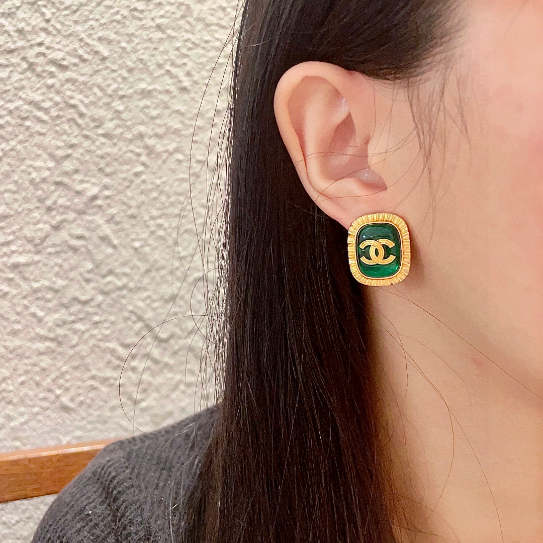  香奈儿✨经典双C耳钉