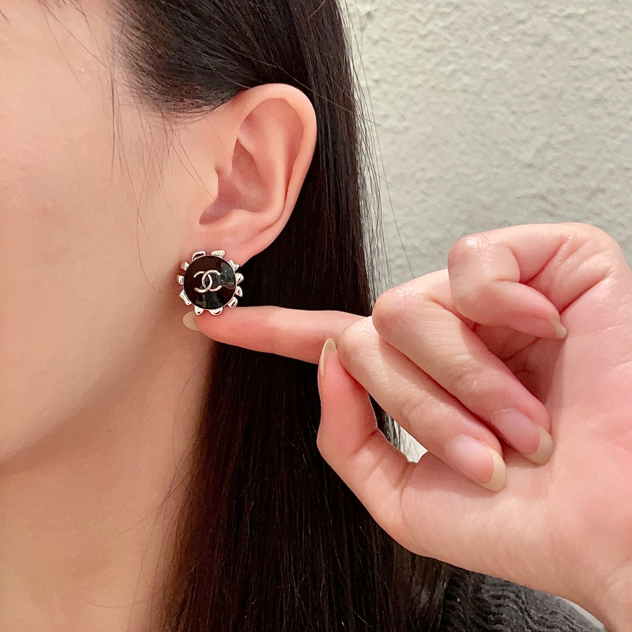  香奈儿✨经典双C耳钉