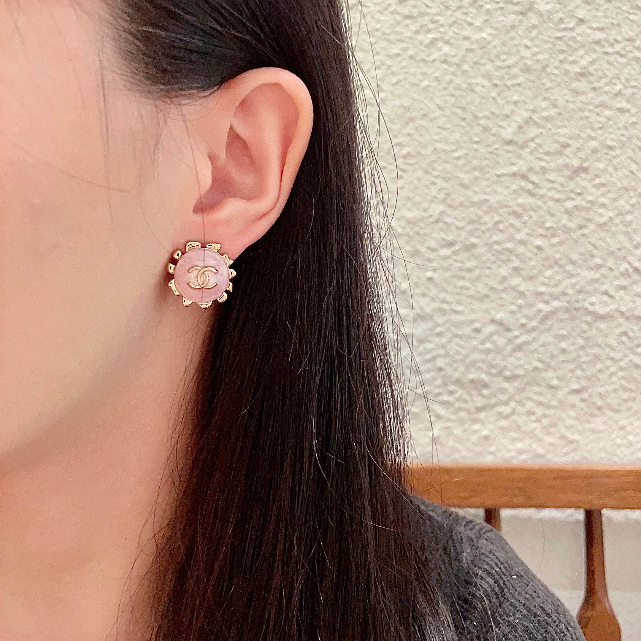  香奈儿✨经典双C耳钉