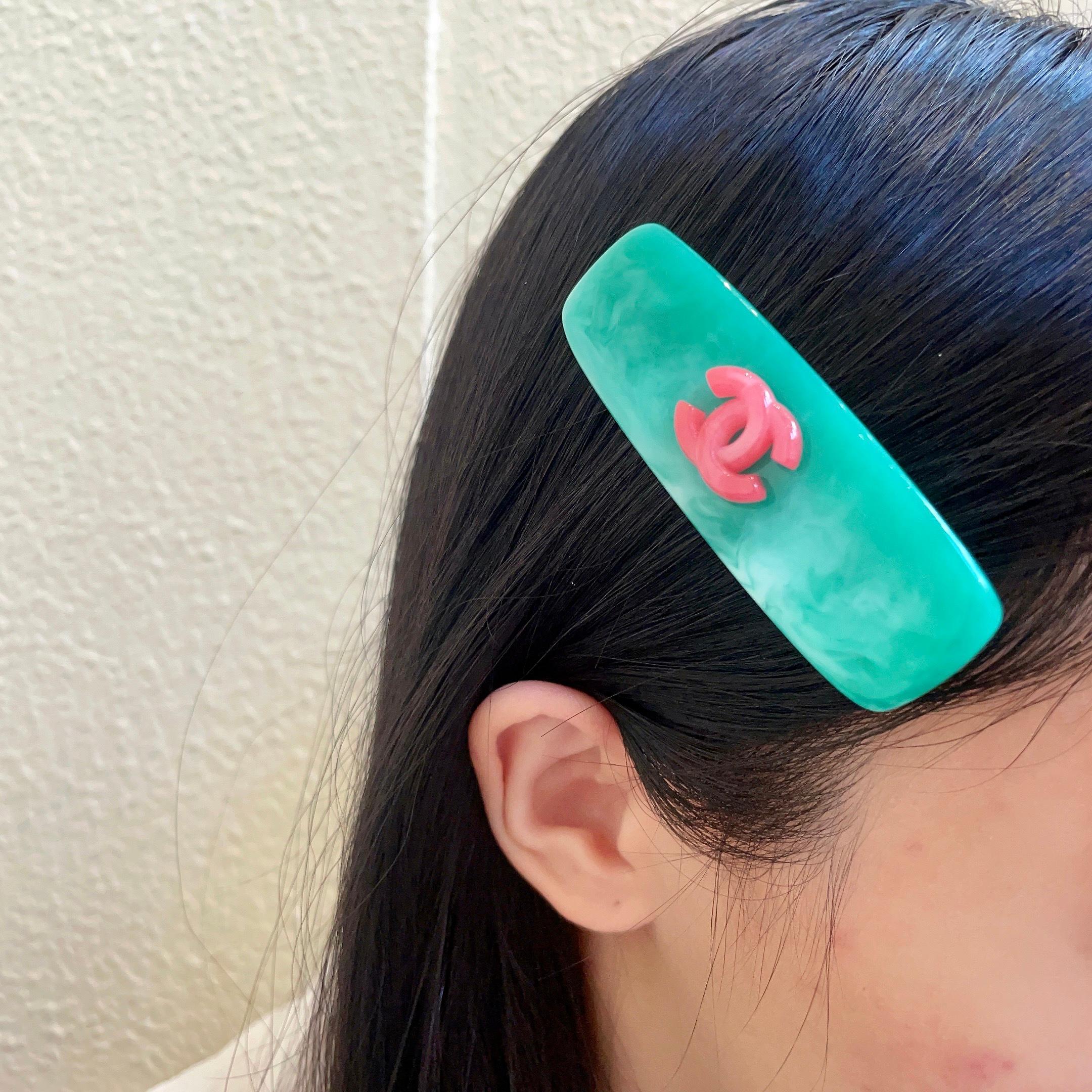 香奈儿✨糖果色双C发夹