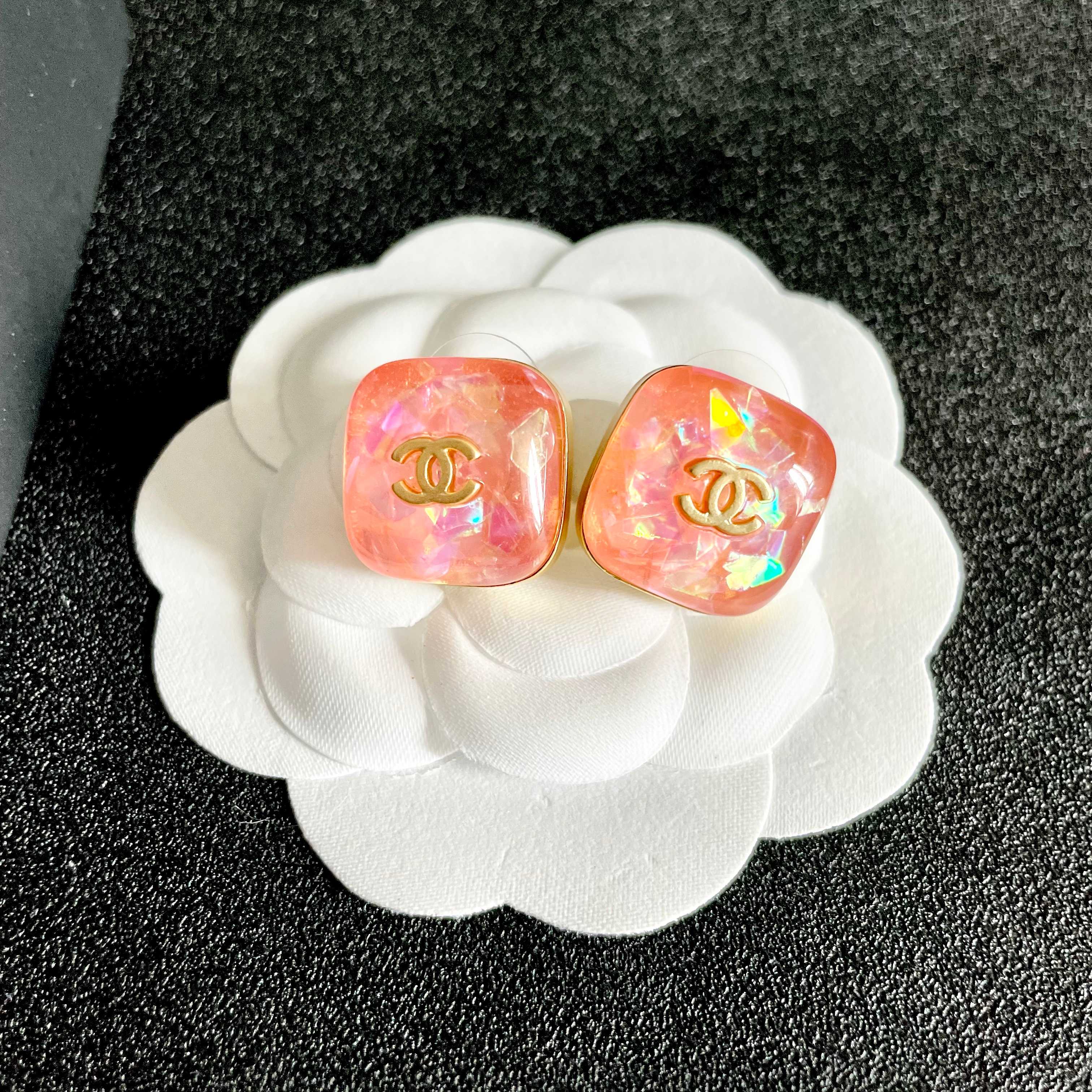 香奈儿✨经典双C耳钉