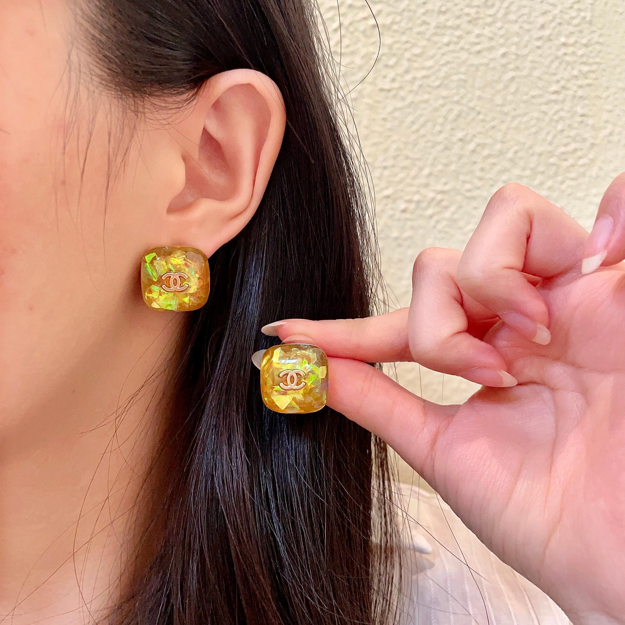 香奈儿✨经典双C耳钉
