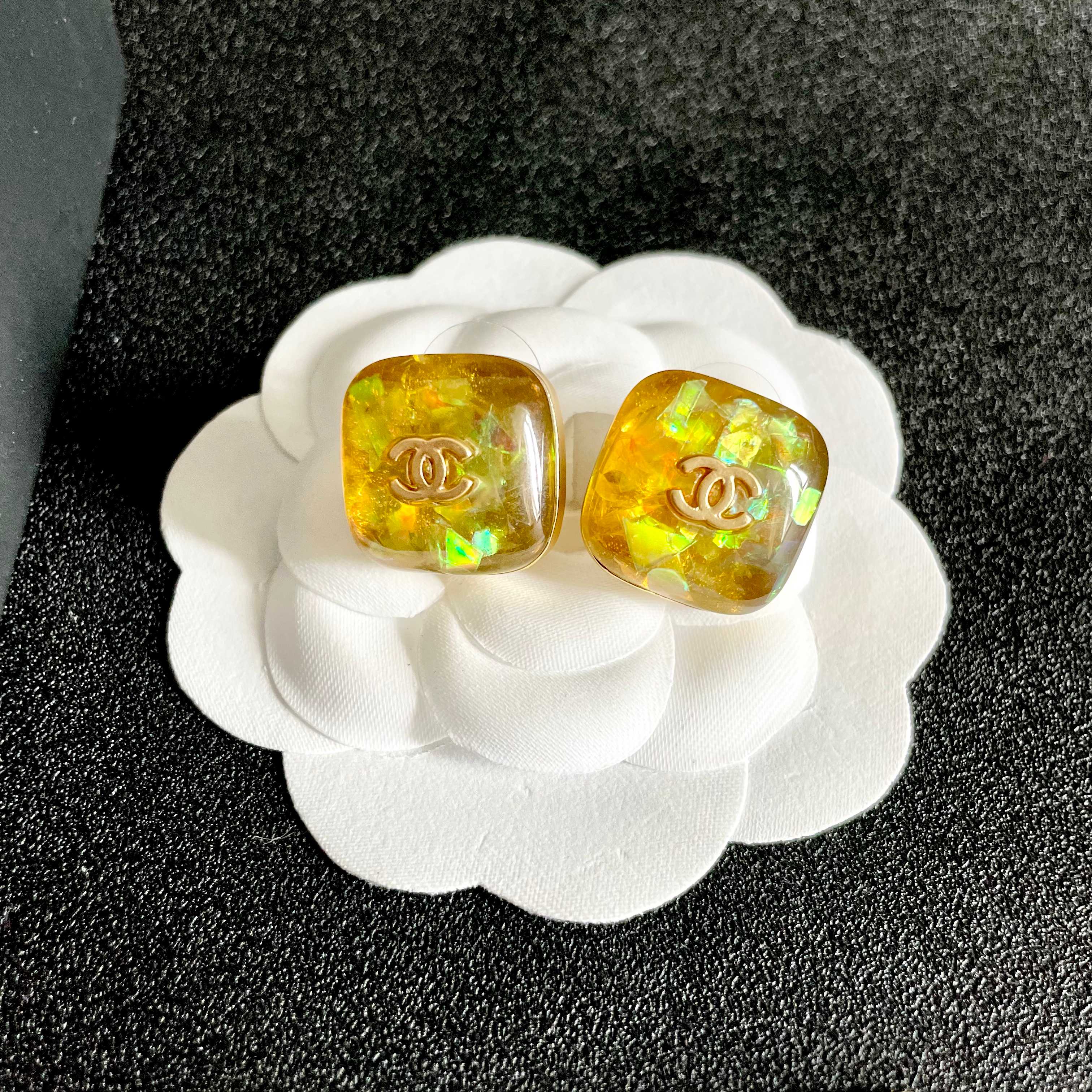 香奈儿✨经典双C耳钉