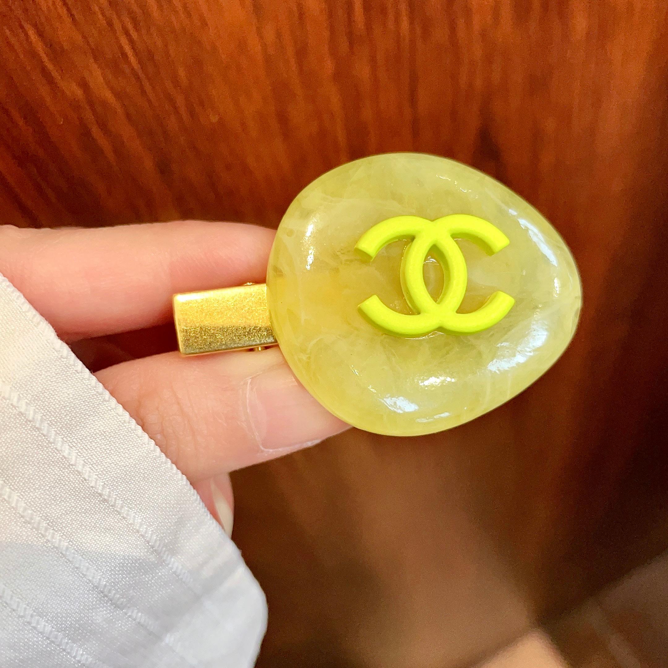 香奈儿✨糖果色双C发夹