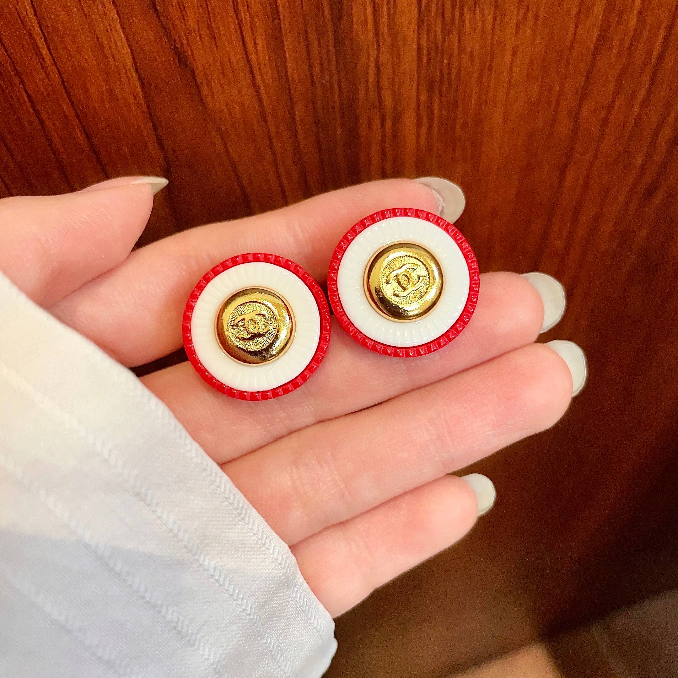 香奈儿✨经典双C耳钉