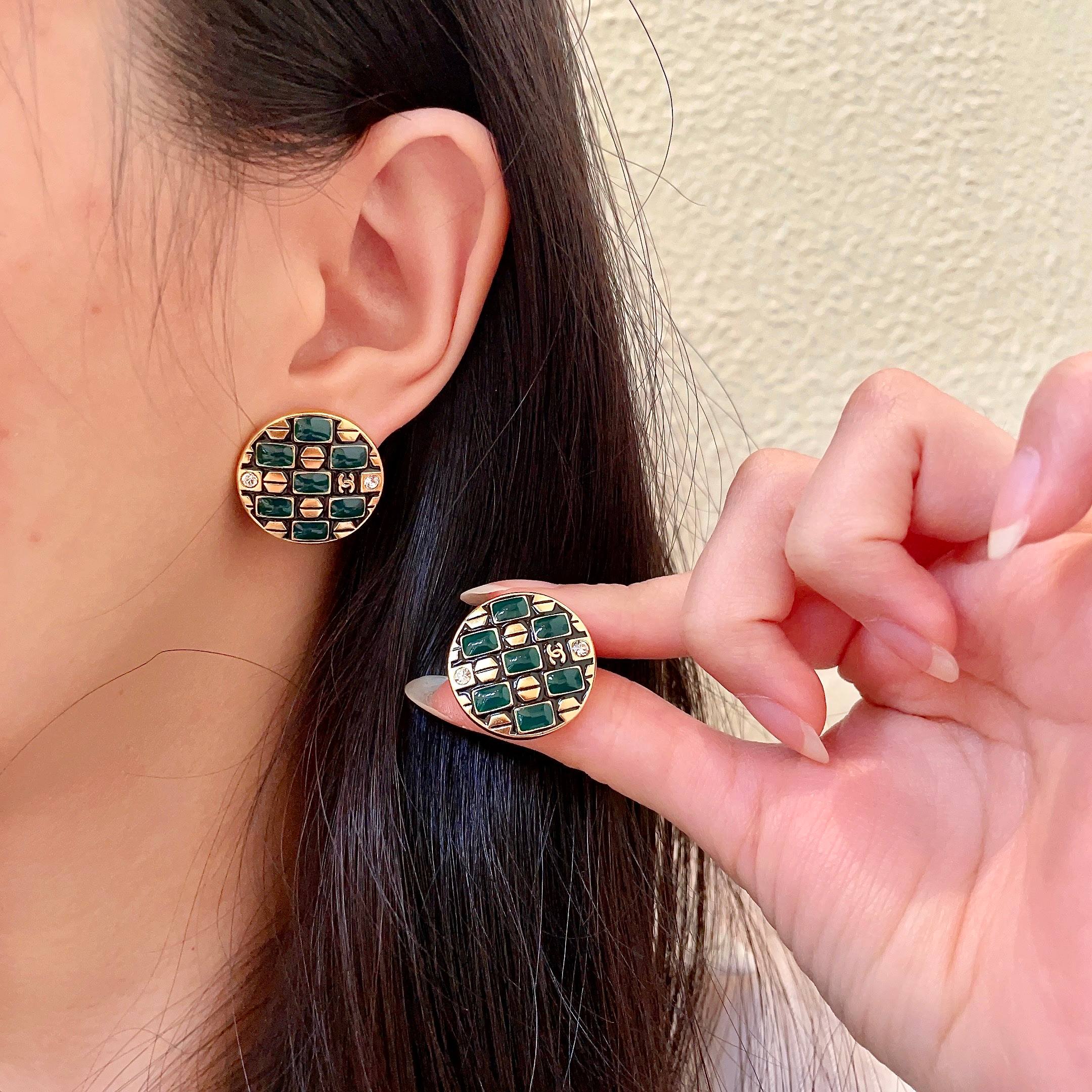 香奈儿✨经典双C耳钉