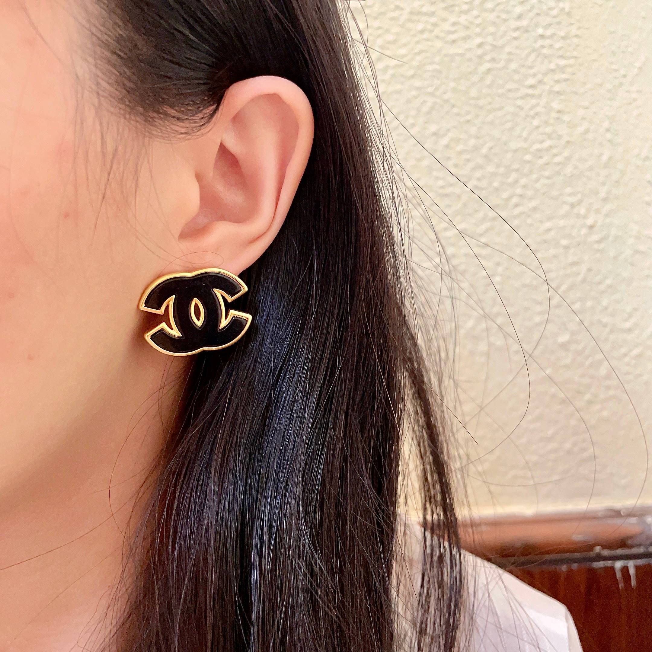 香奈儿✨经典双C耳钉
