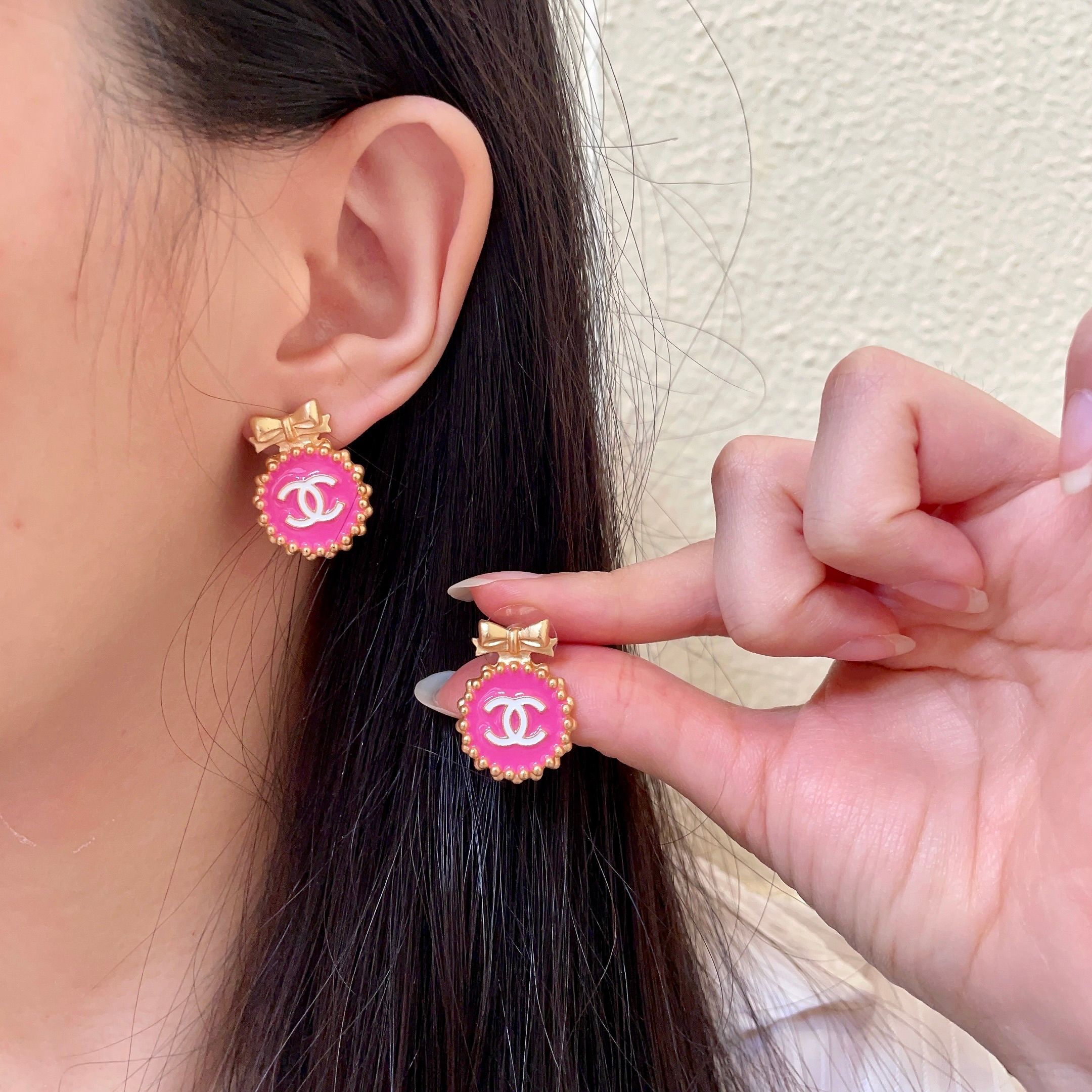 P120 香奈儿✨蝴蝶结🎀双C耳钉