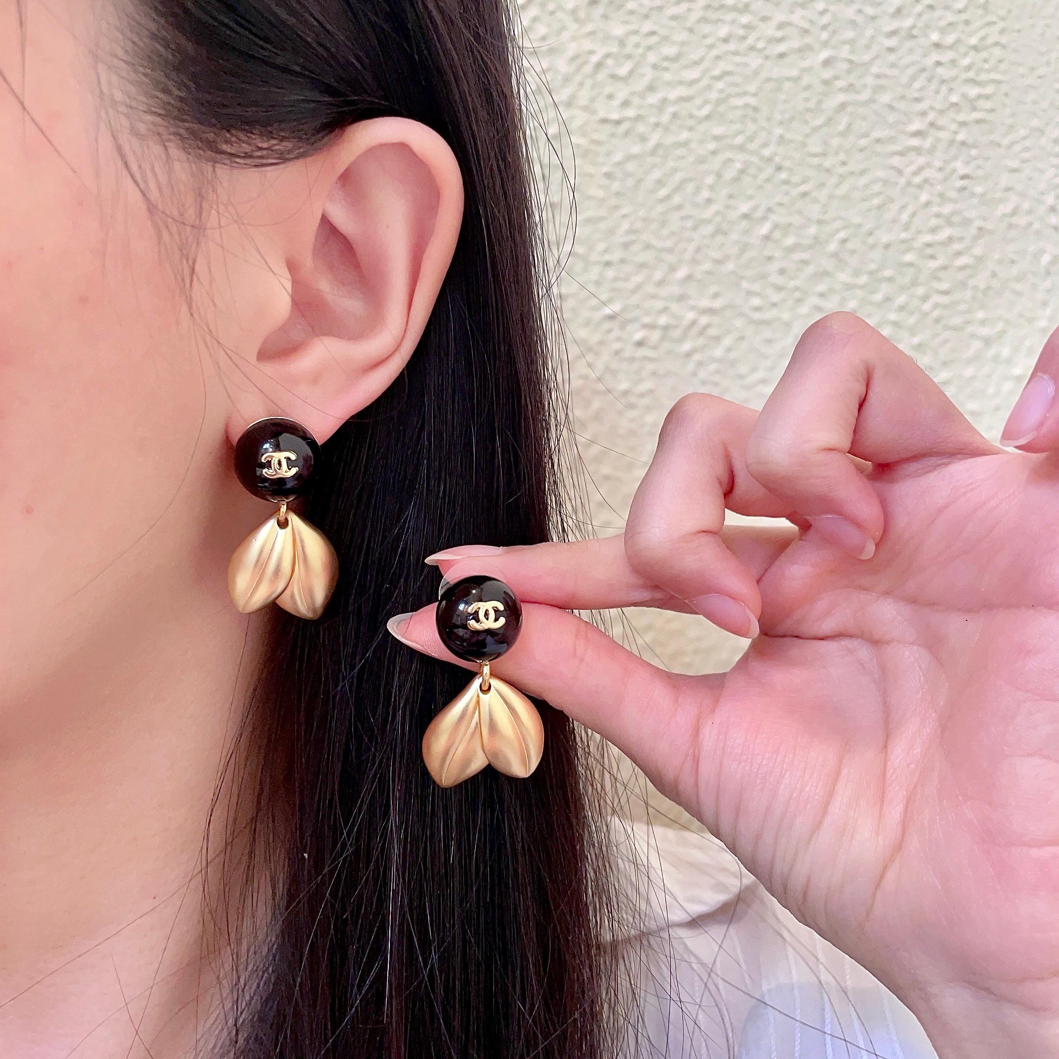 Серьги Double C