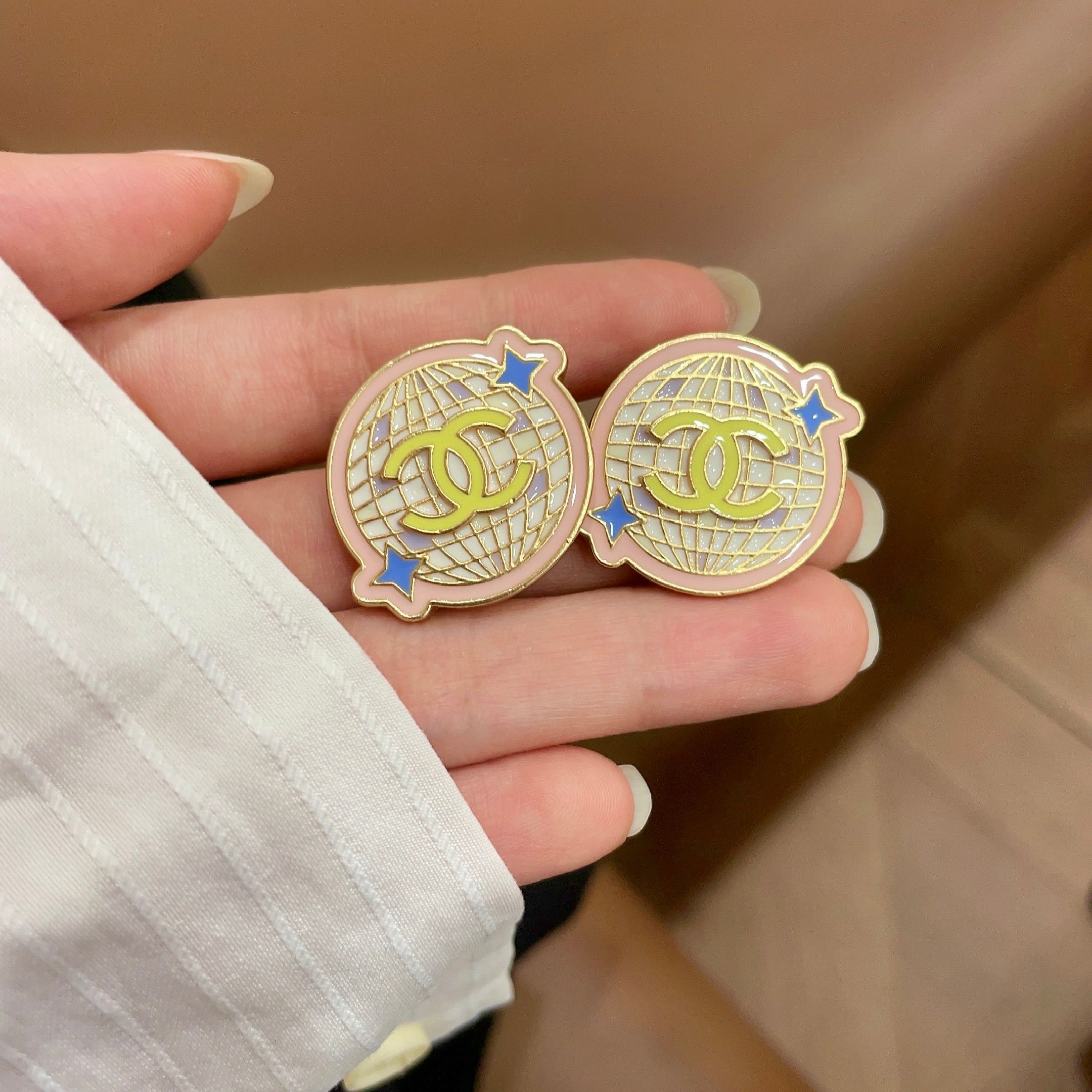 香奈儿✨经典双C耳钉