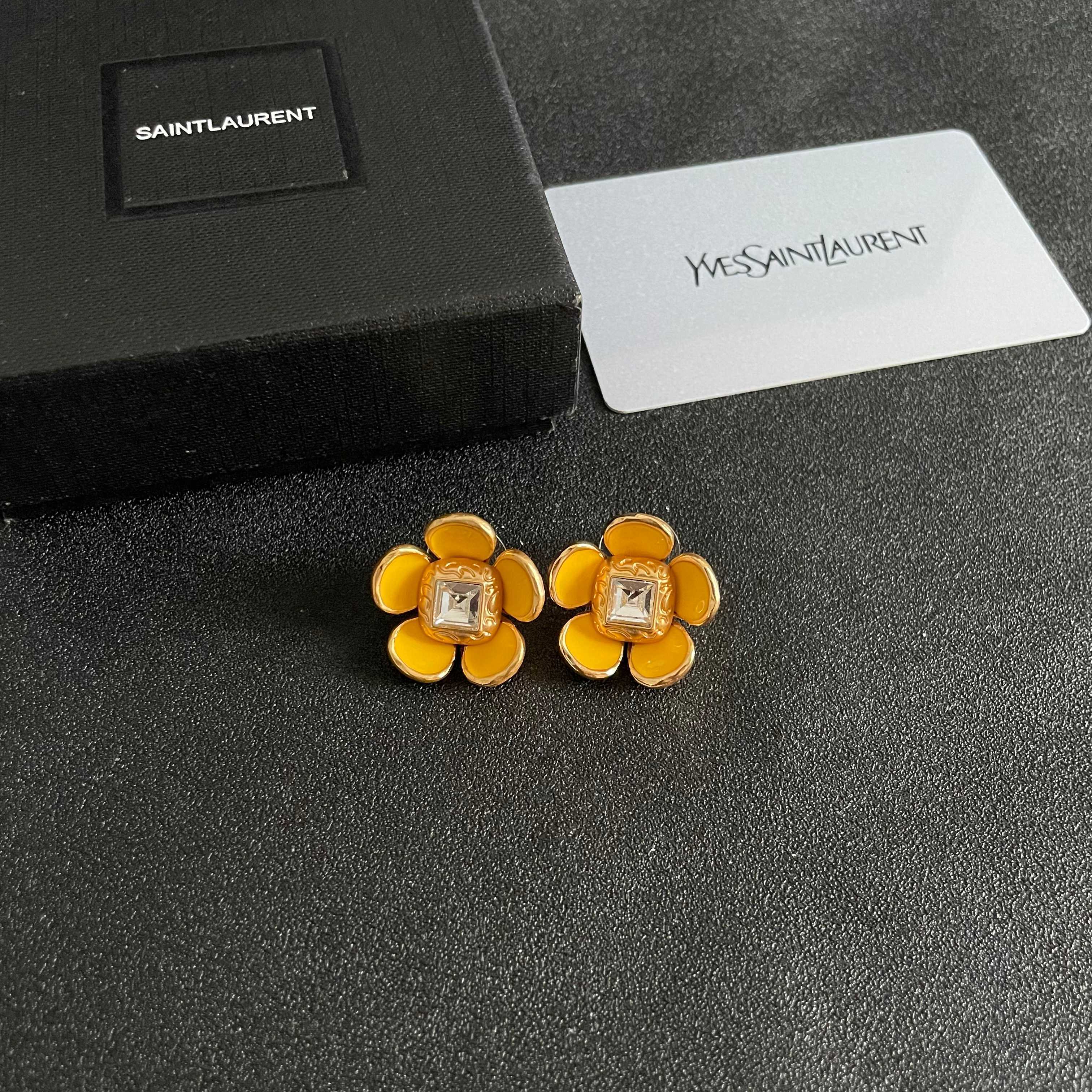 Saint Laurent Haute Couture Haute Couture Fine Jewelry Necklace Bracelet 6