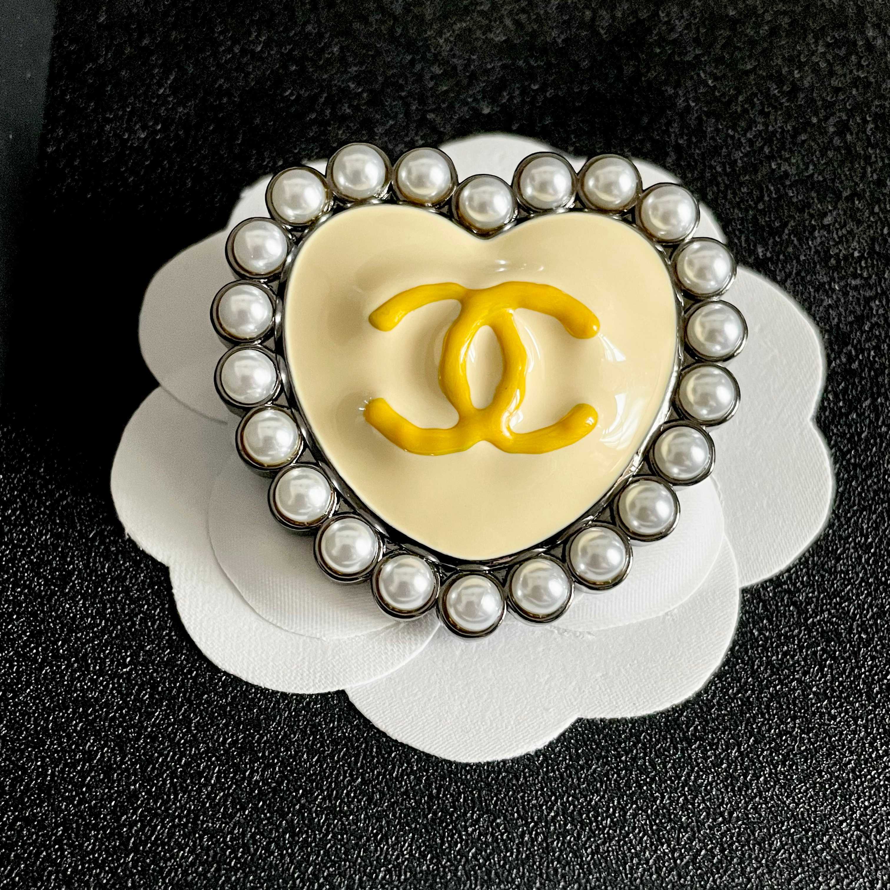 Chanel Haute Couture Haute Couture Ready-to-Wear Clothing Dress Jacket 8