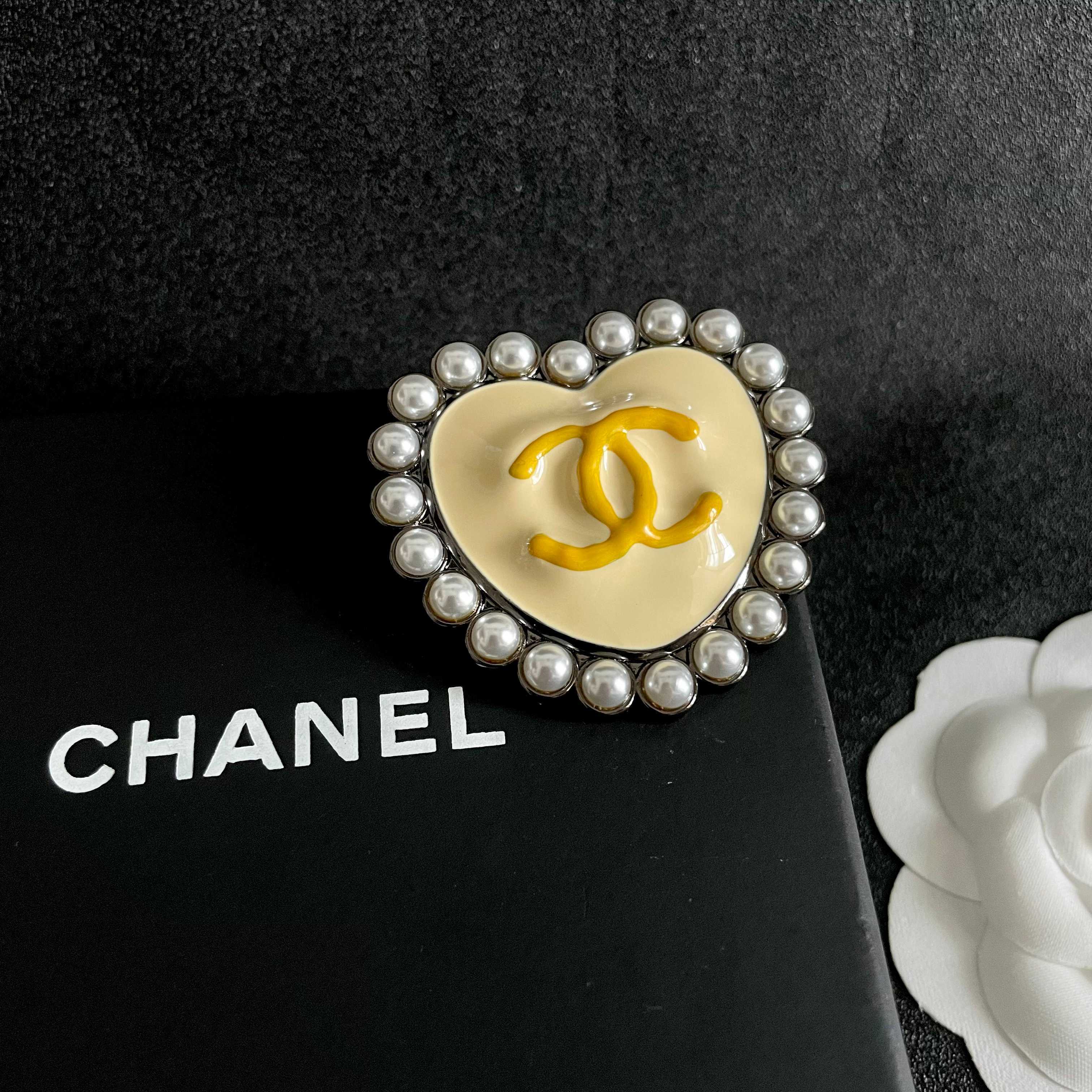 Chanel Haute Couture Haute Couture Ready-to-Wear Clothing Dress Jacket 9