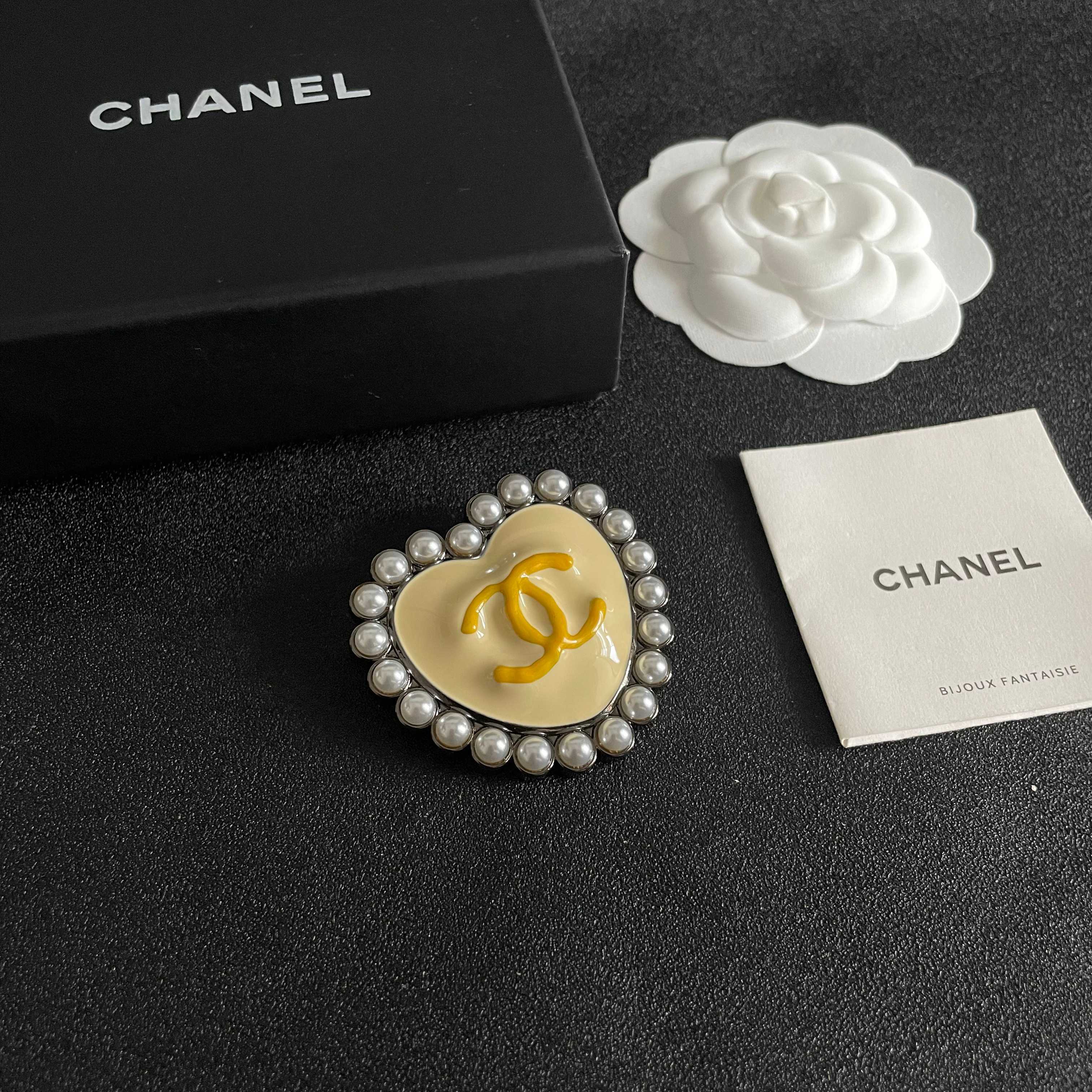 Chanel Haute Couture Haute Couture Ready-to-Wear Clothing Dress Jacket 6