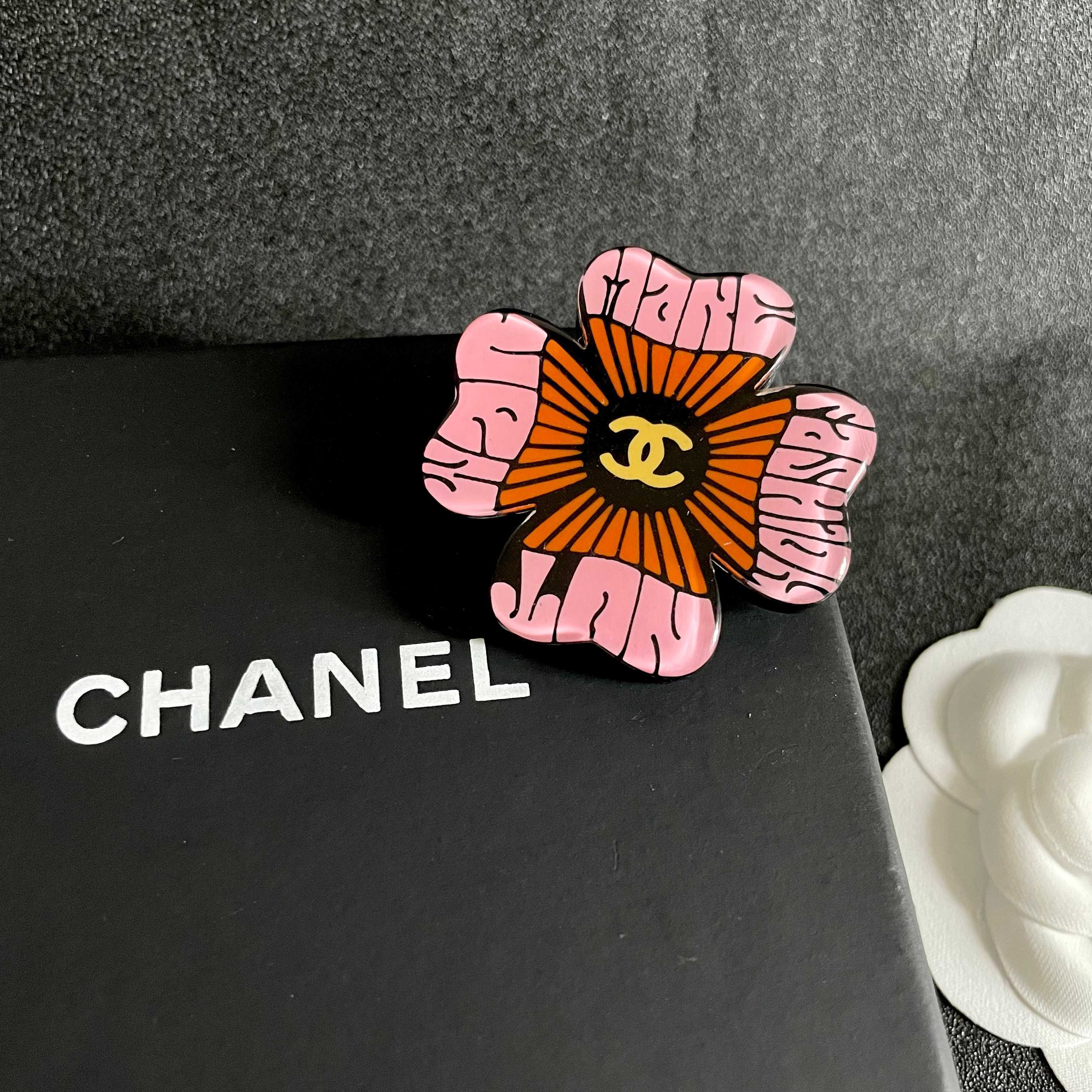 Chanel Haute Couture Haute Couture Ready-to-Wear Clothing Dress Jacket 9